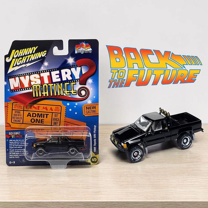 1985 TOYOTA PICKUP - BACK TO THE FUTURE 5