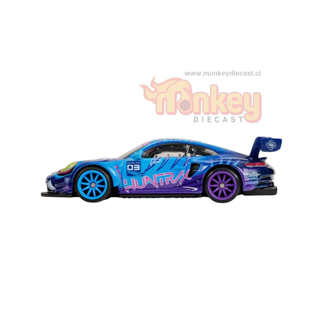 Hot Wheels KPop Demon Hunters Porsche 911 GT3 R (992) 9