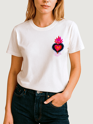 Camiseta Corazón amuleto fuego