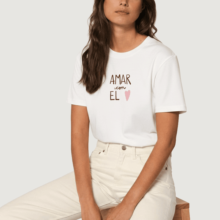 Camiseta Amar con el corazón  1