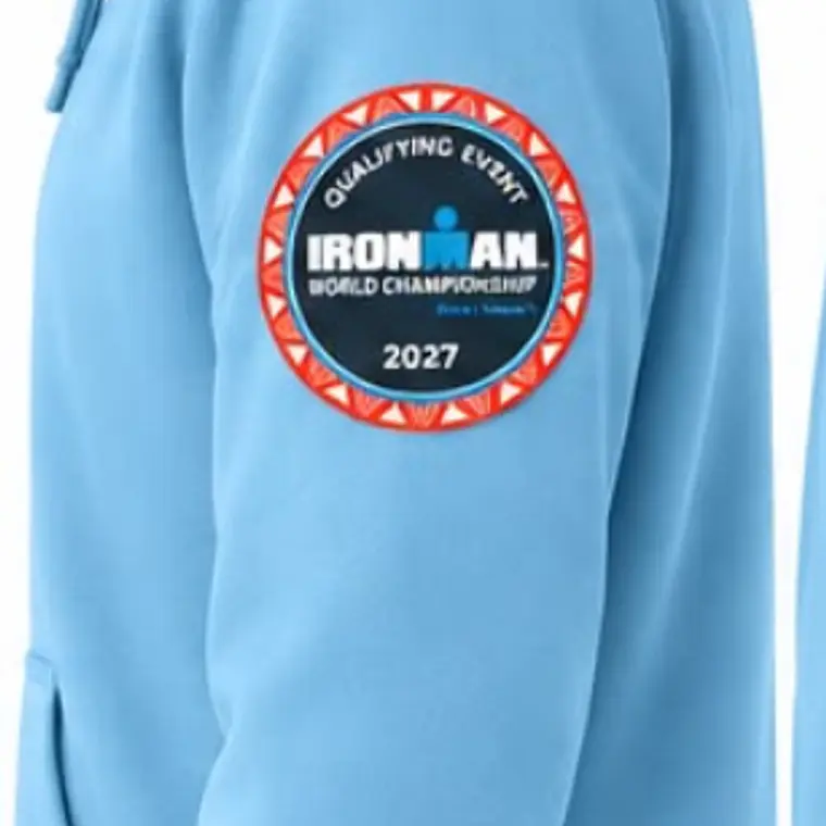 Polerón IRONMAN VALDIVIA 140.6 Unisex | Celeste 4