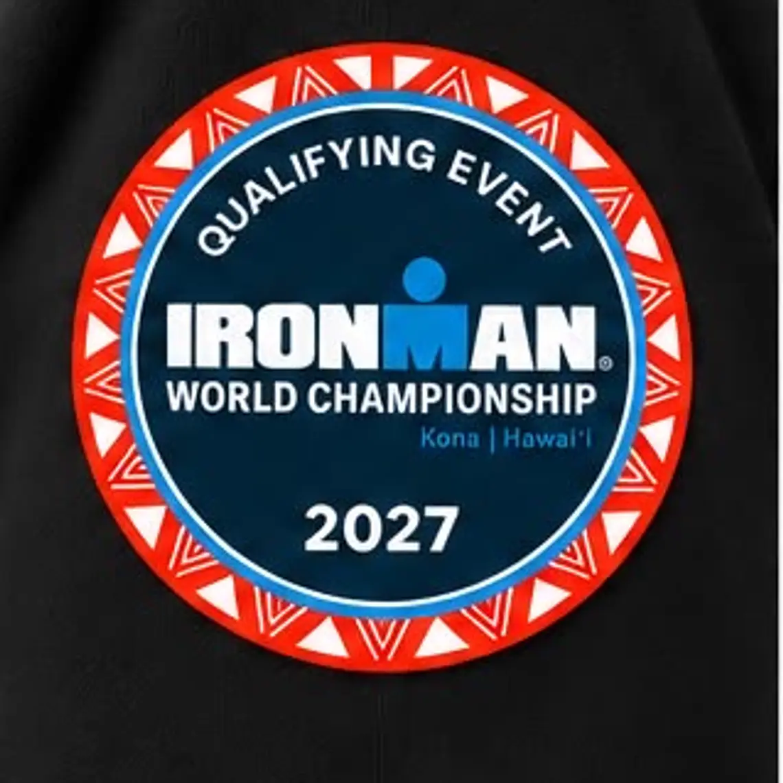 Polerón IRONMAN VALDIVIA 140.6 Unisex | Negro 4
