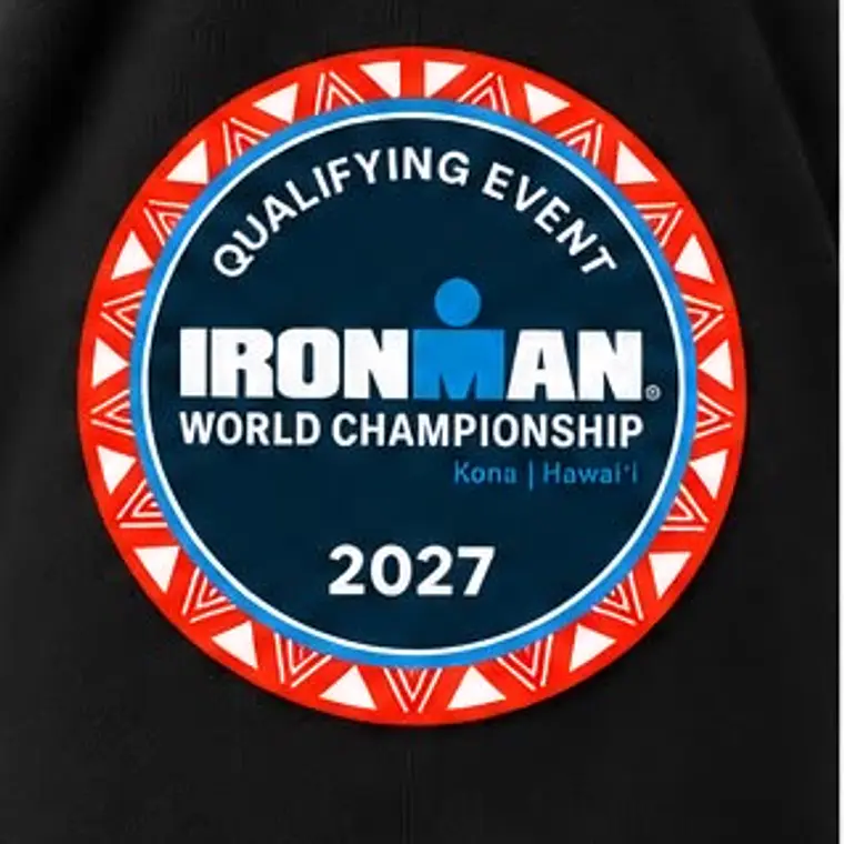 Polerón IRONMAN VALDIVIA 140.6 Unisex | Negro 4