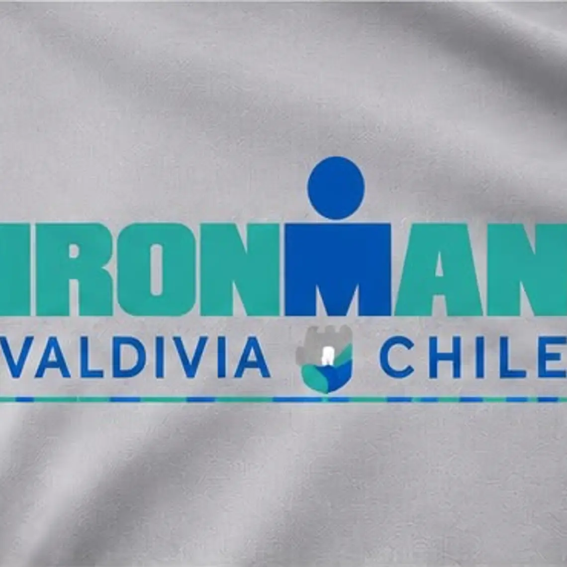 Polera IRONMAN VALDIVIA Unisex | Gris 5