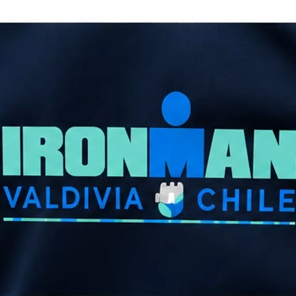 Polera IRONMAN VALDIVIA Unisex | Azul Oscuro 5