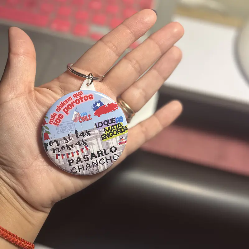 CHAPITA LLAVERO 