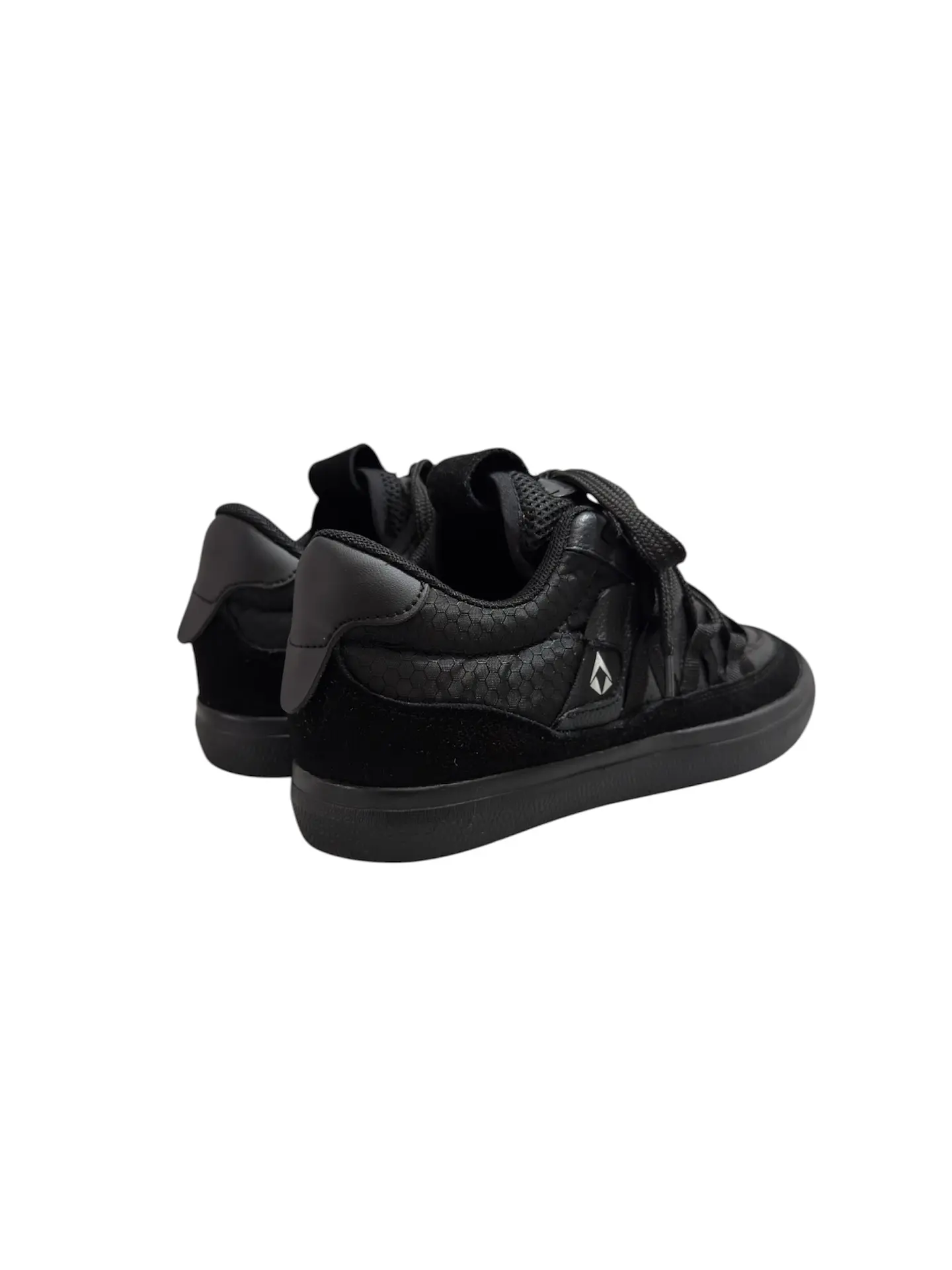 EXO 02 BLACK 2