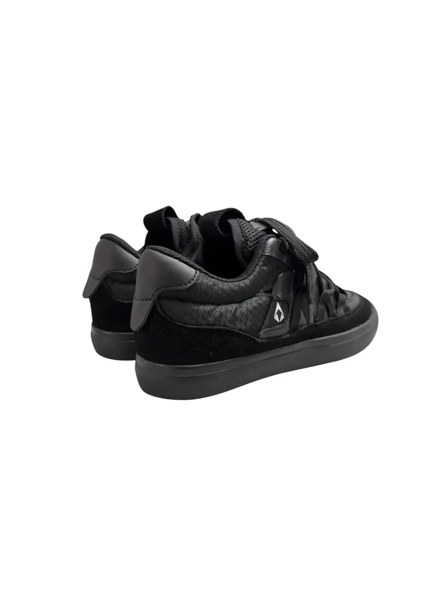 EXO 02 BLACK 3