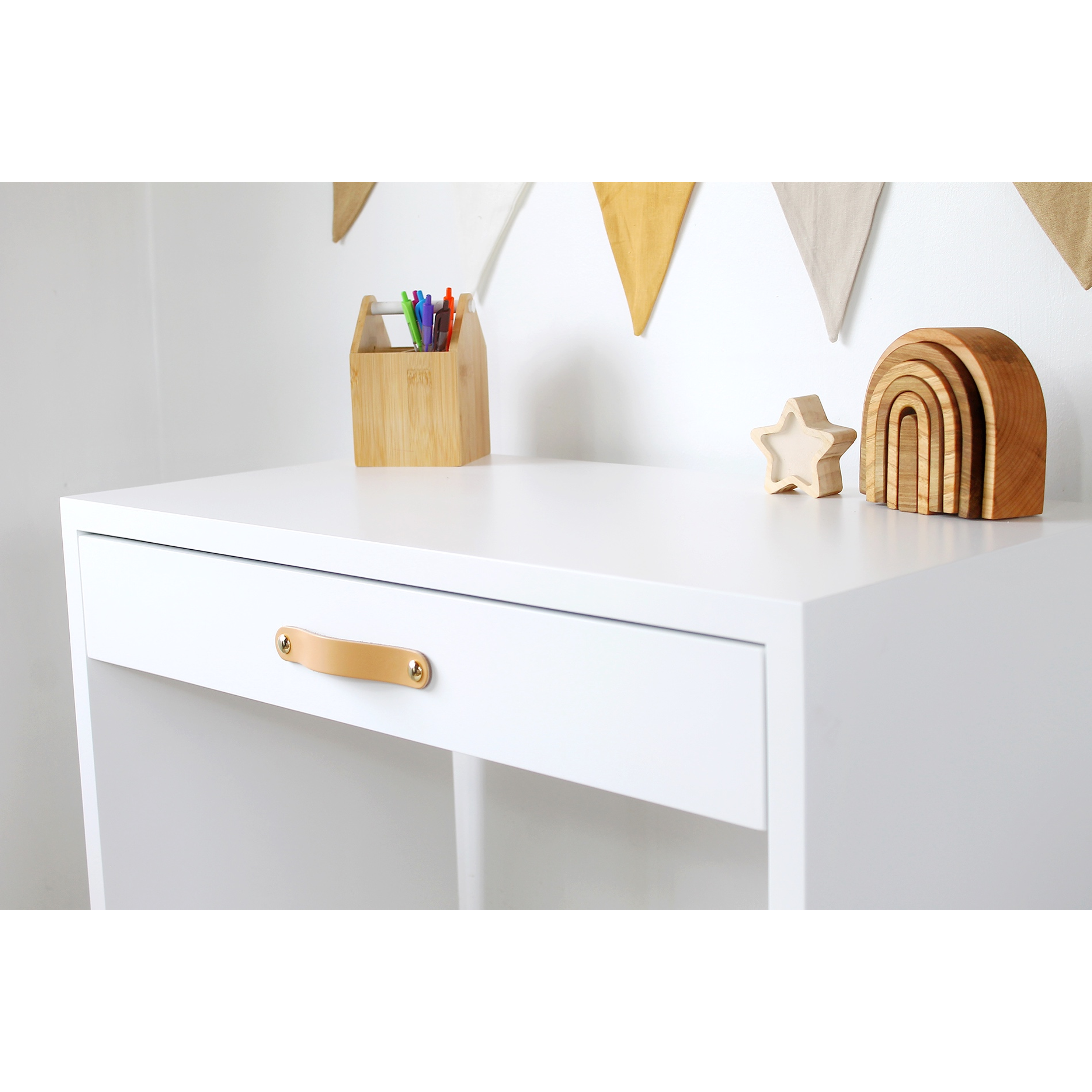 Escritorio 1 cajón con tirador  3