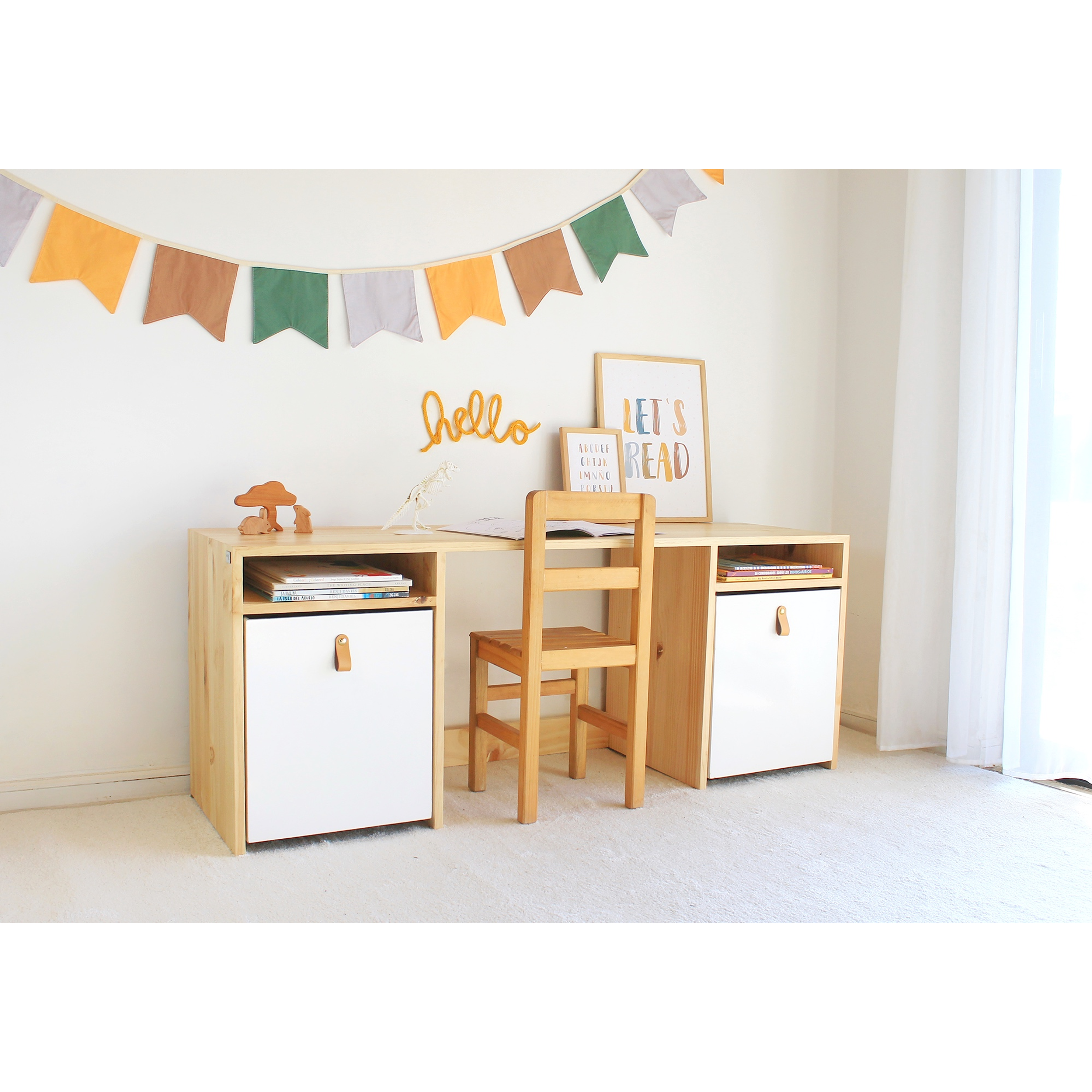 Mueble escritorio 2 cajones con ruedas  1