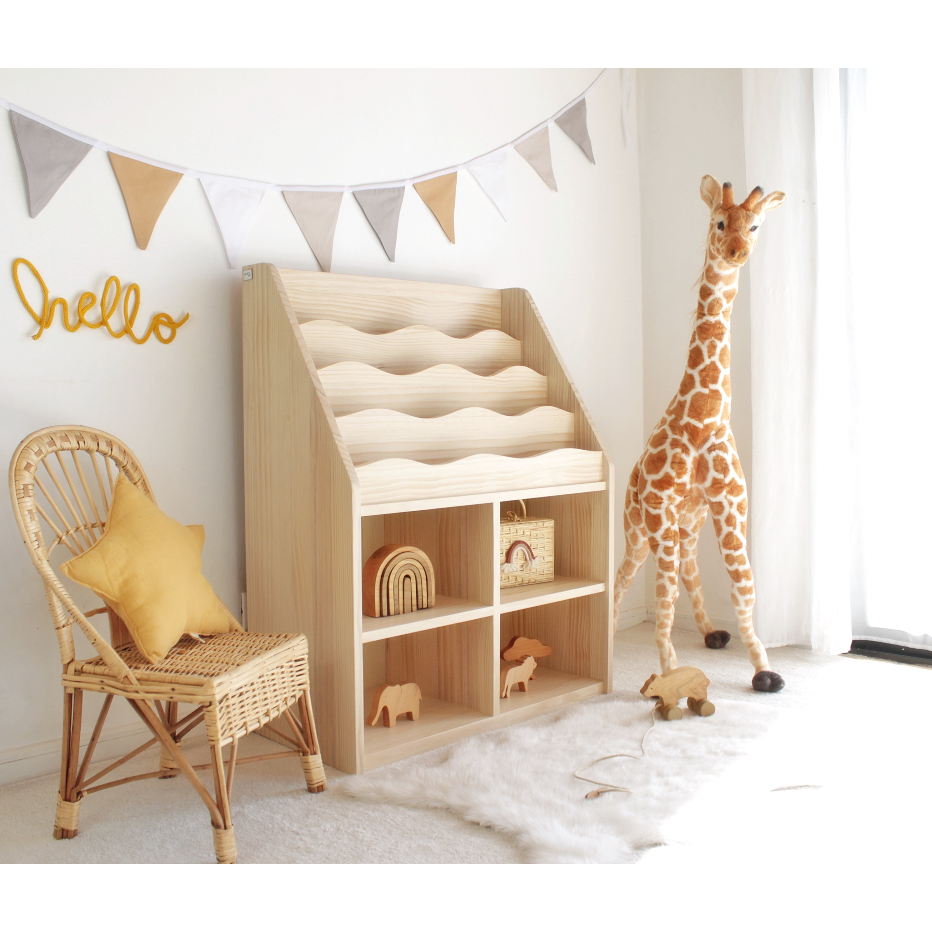 Librero infantil Waves / Mueble madera blanqueada  1