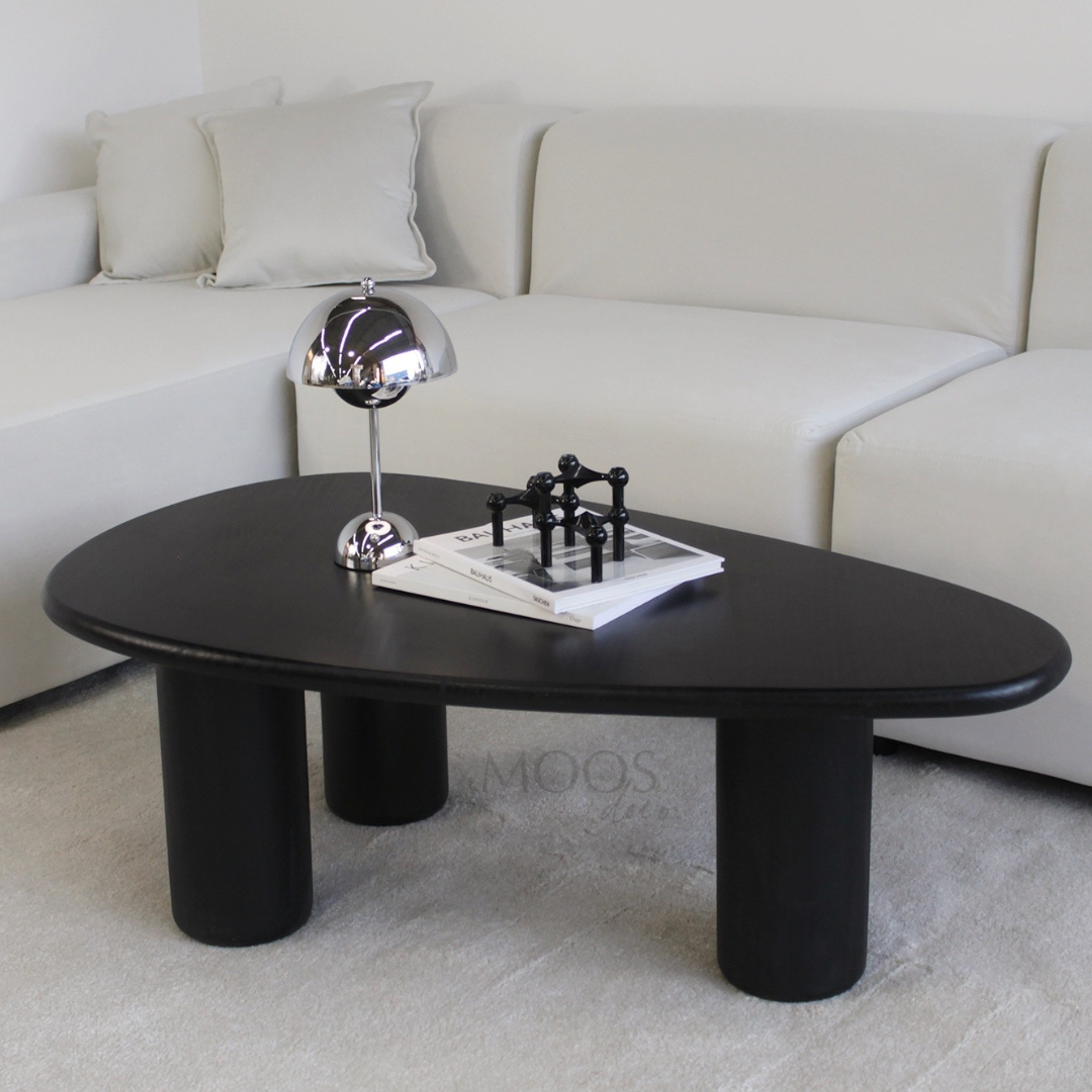 Mesa de centro Kenai Diseño asimétrico / Tinte negro  5