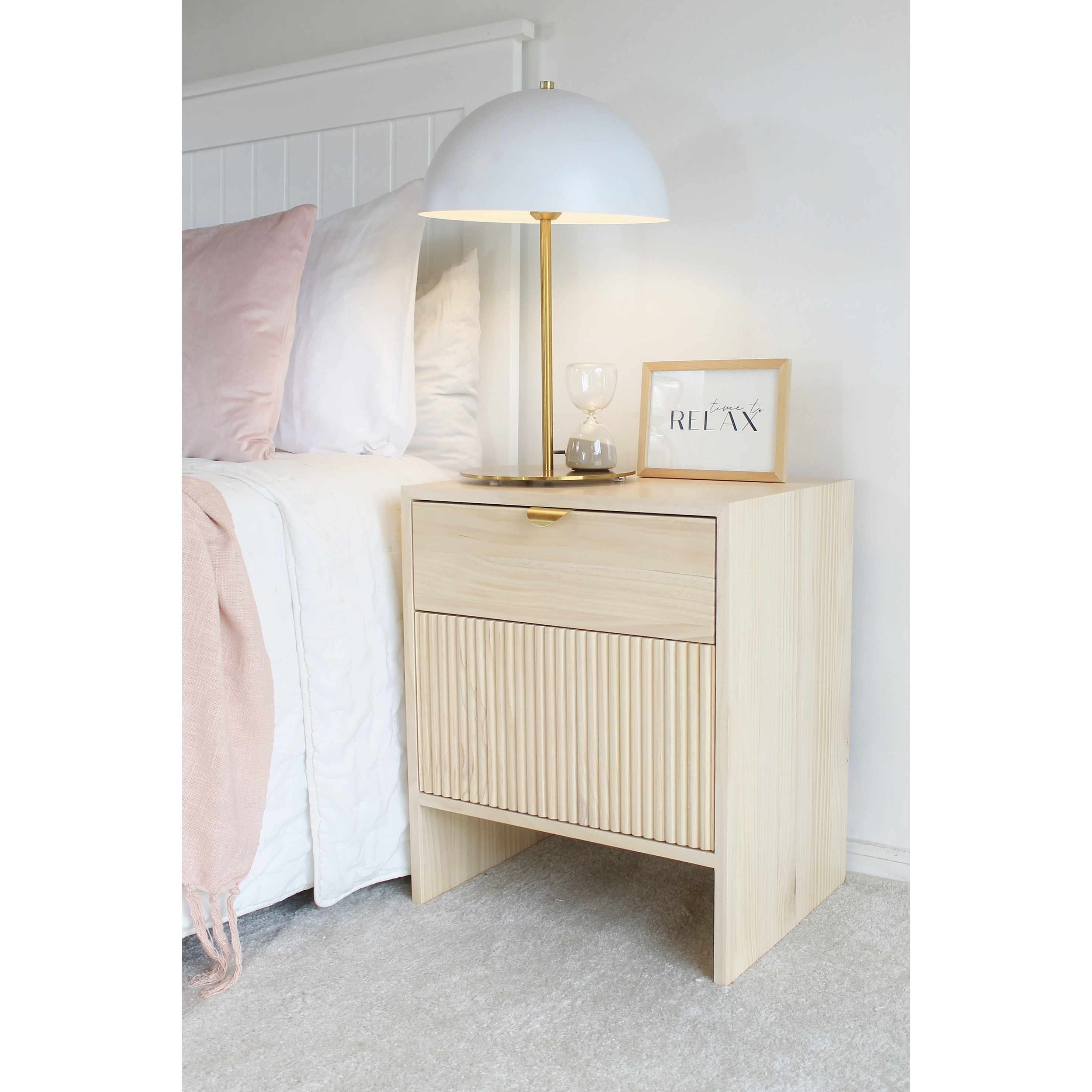 Velador de madera / Modelo Quinn blanqueado  1