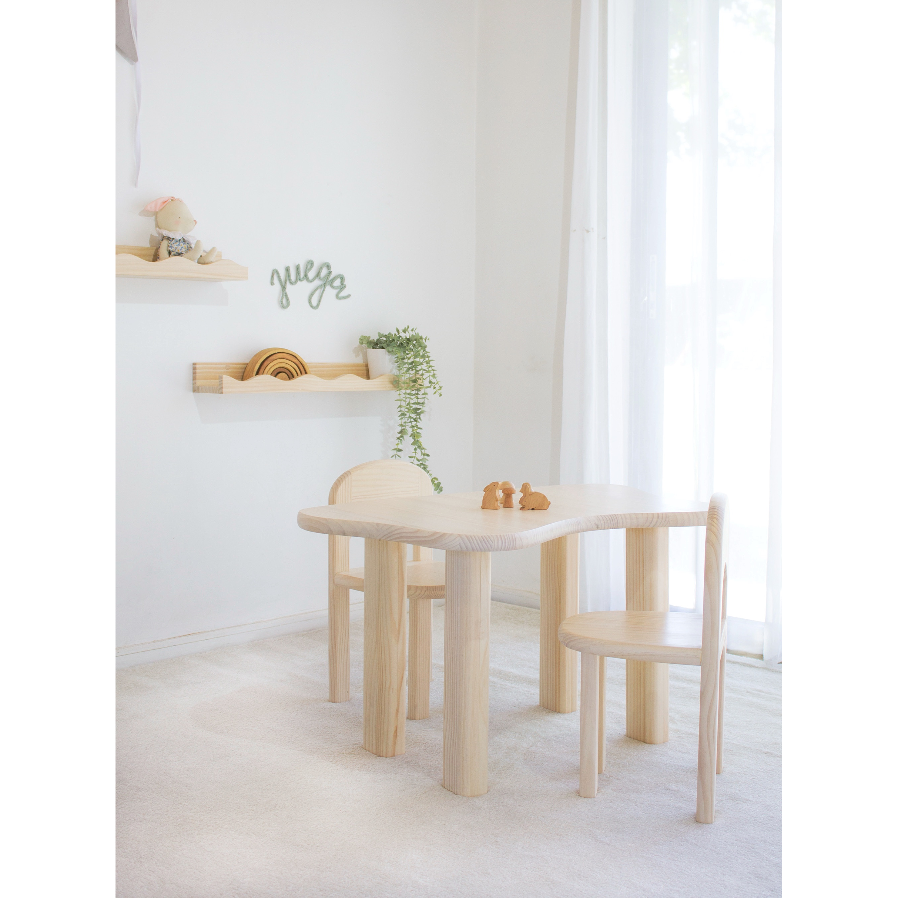 Conjunto de mesa infantil + 2 sillas Waves (Opción colores)  1