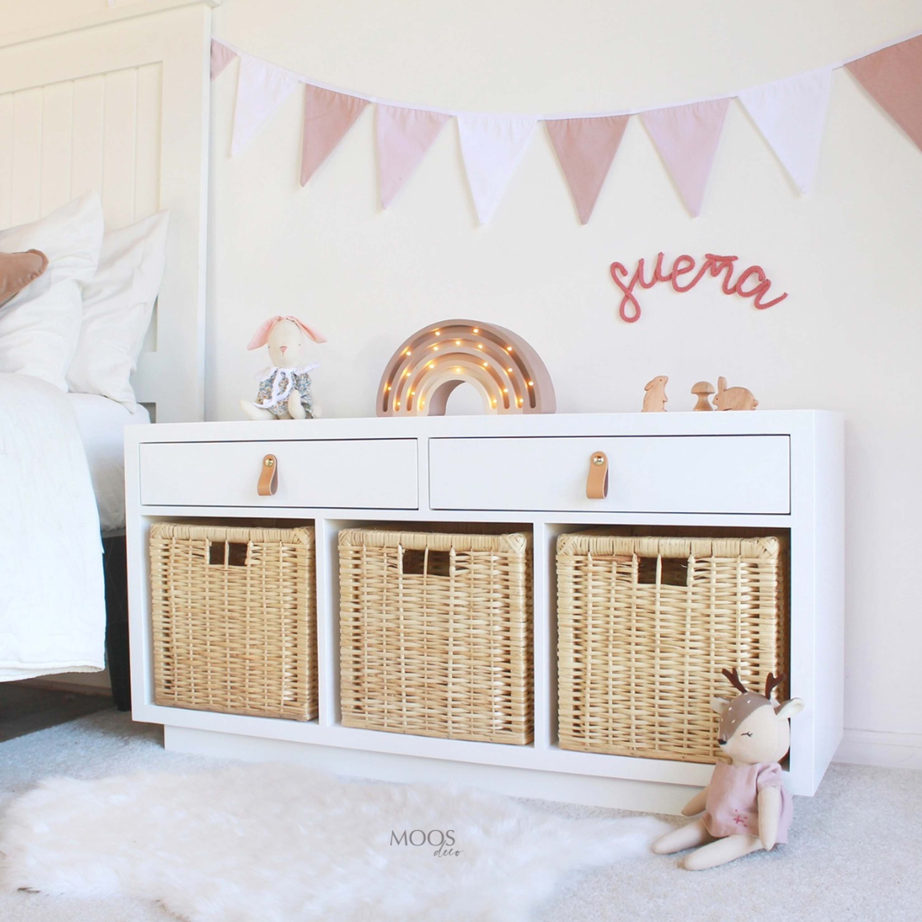 Velador organizador Alice / 3 cestas  1