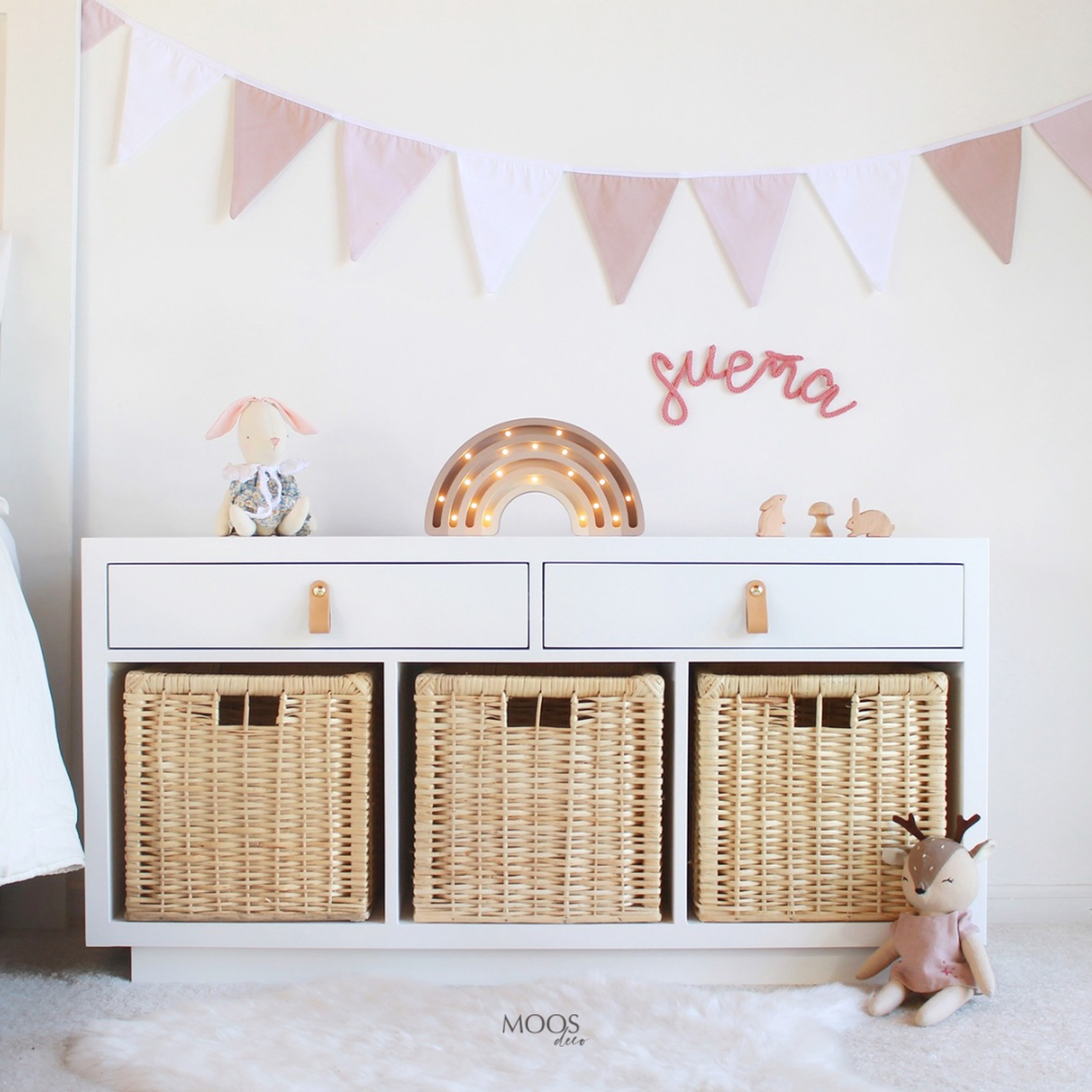 Velador organizador Alice / 3 cestas  2