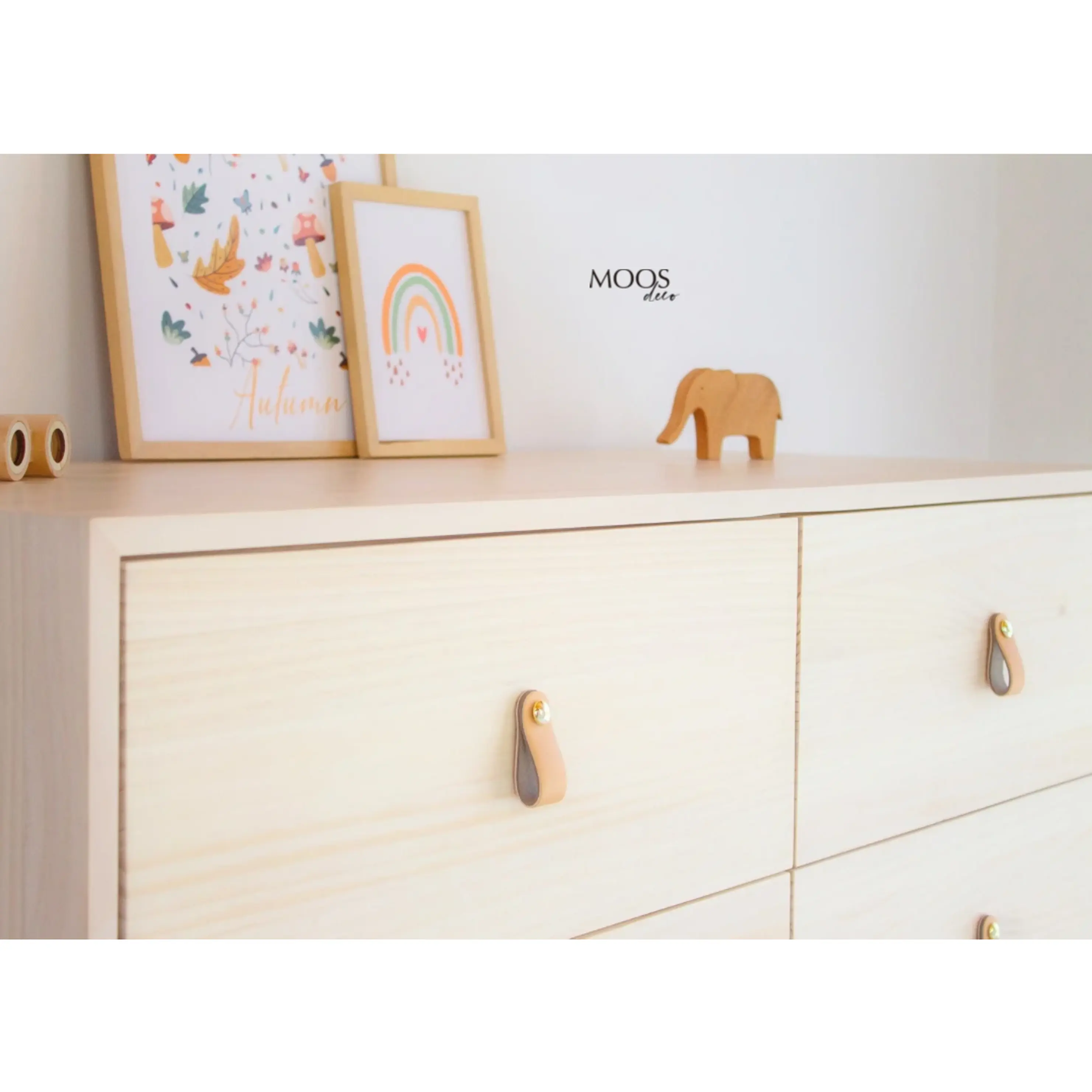 Cómoda Lamont madera maciza  3