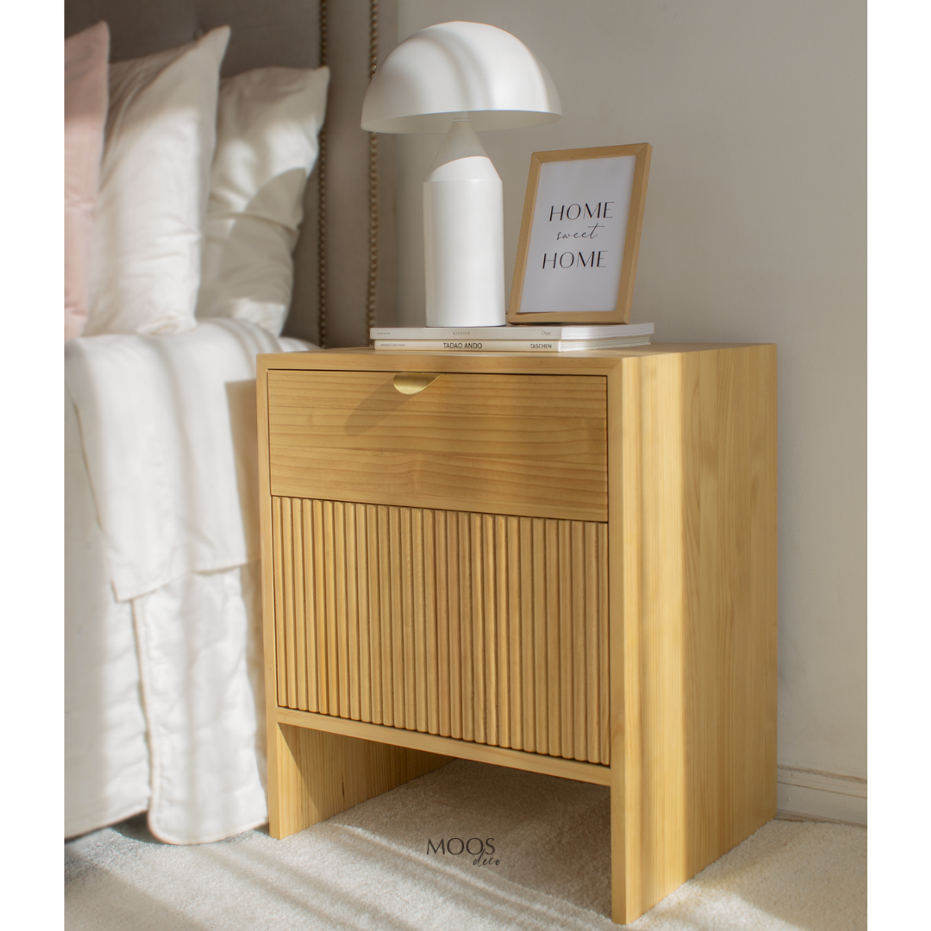 Velador de madera / Modelo Quinn ámbar  1