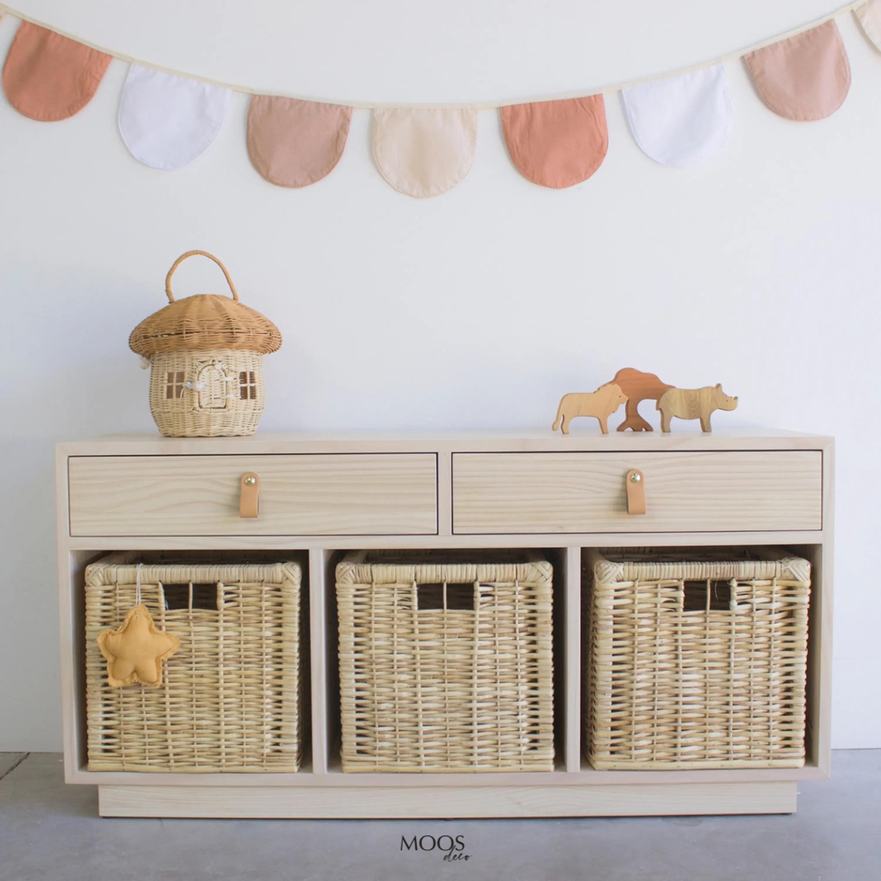 Velador organizador Alice madera blanqueada / 3 cestas  1