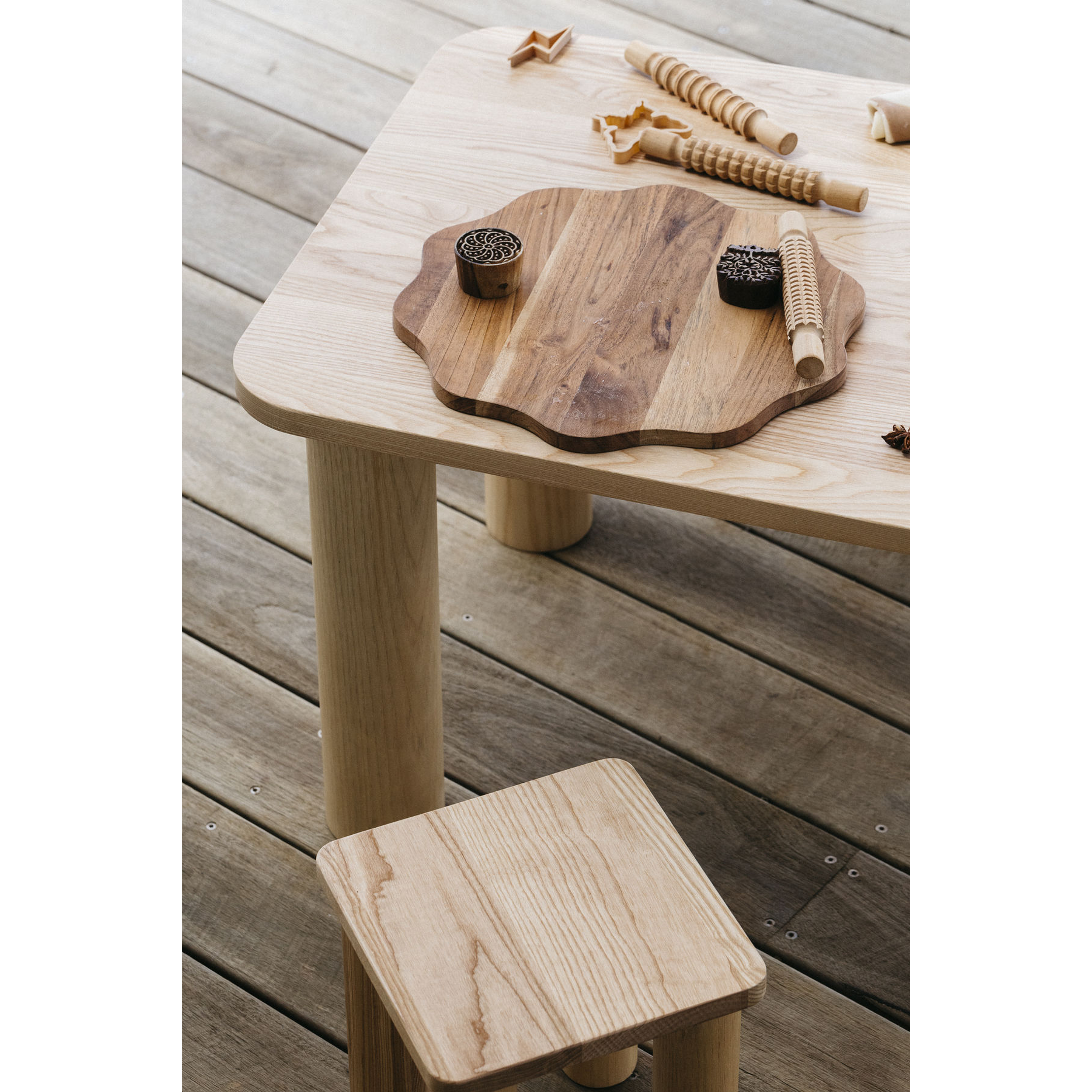 Mesa infantil de madera / Modelo Klein madera  2