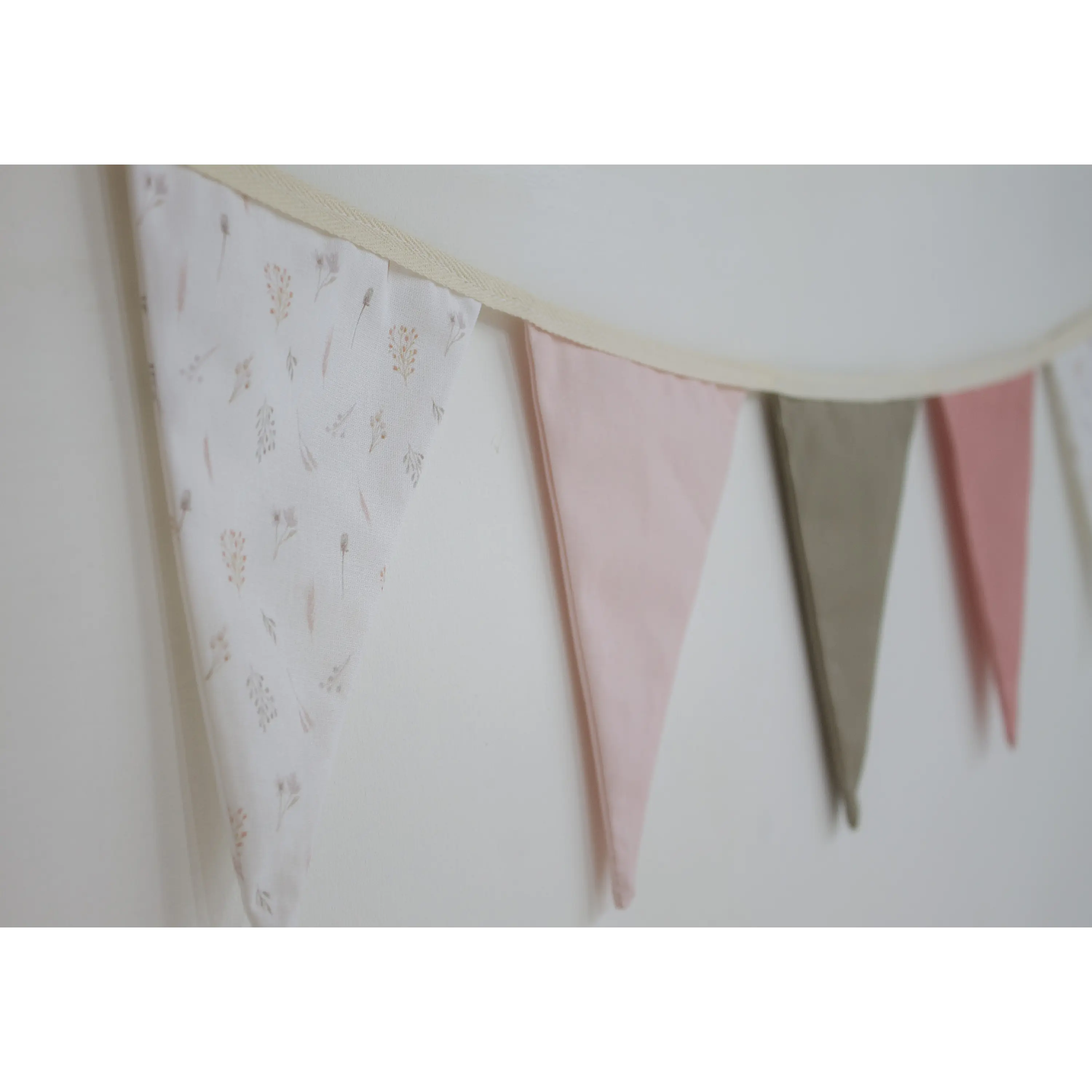 Banderín de tela / Rosa pastel  1