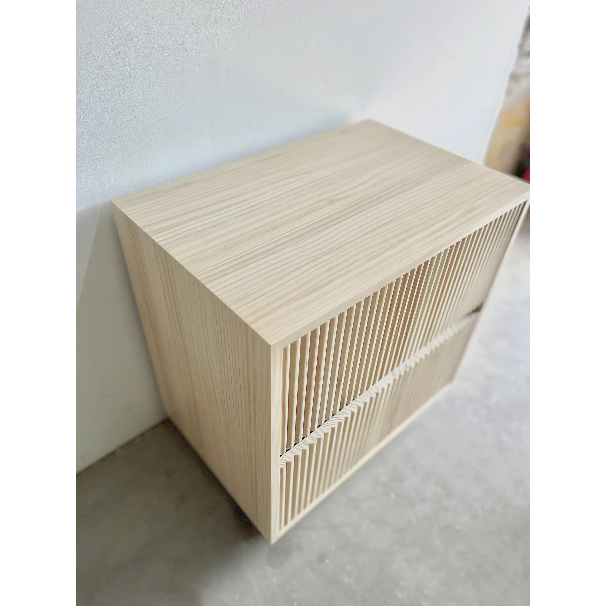 Velador de madera / Modelo Royal (opción colores)  4