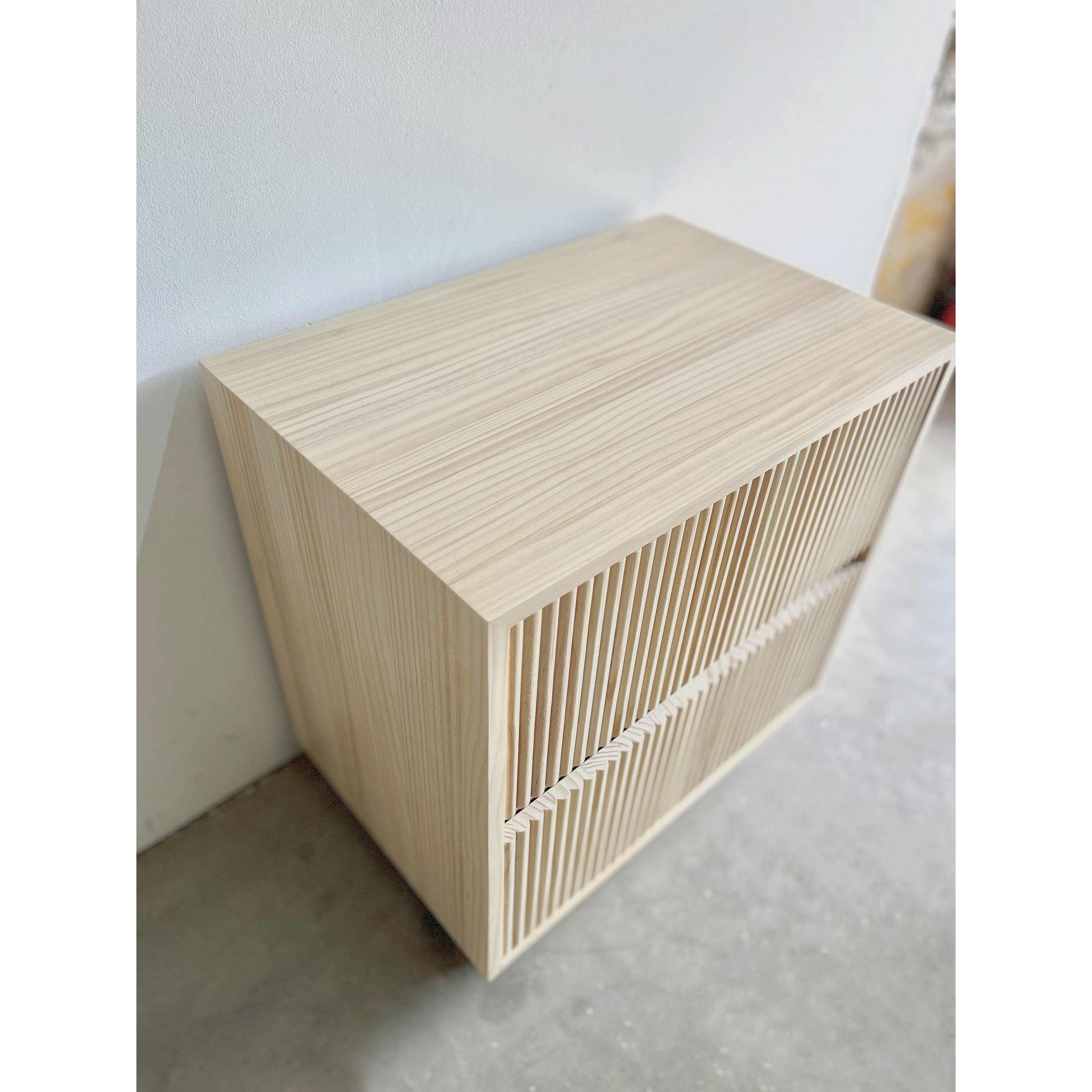 Velador de madera / Modelo Royal (opción colores)  3