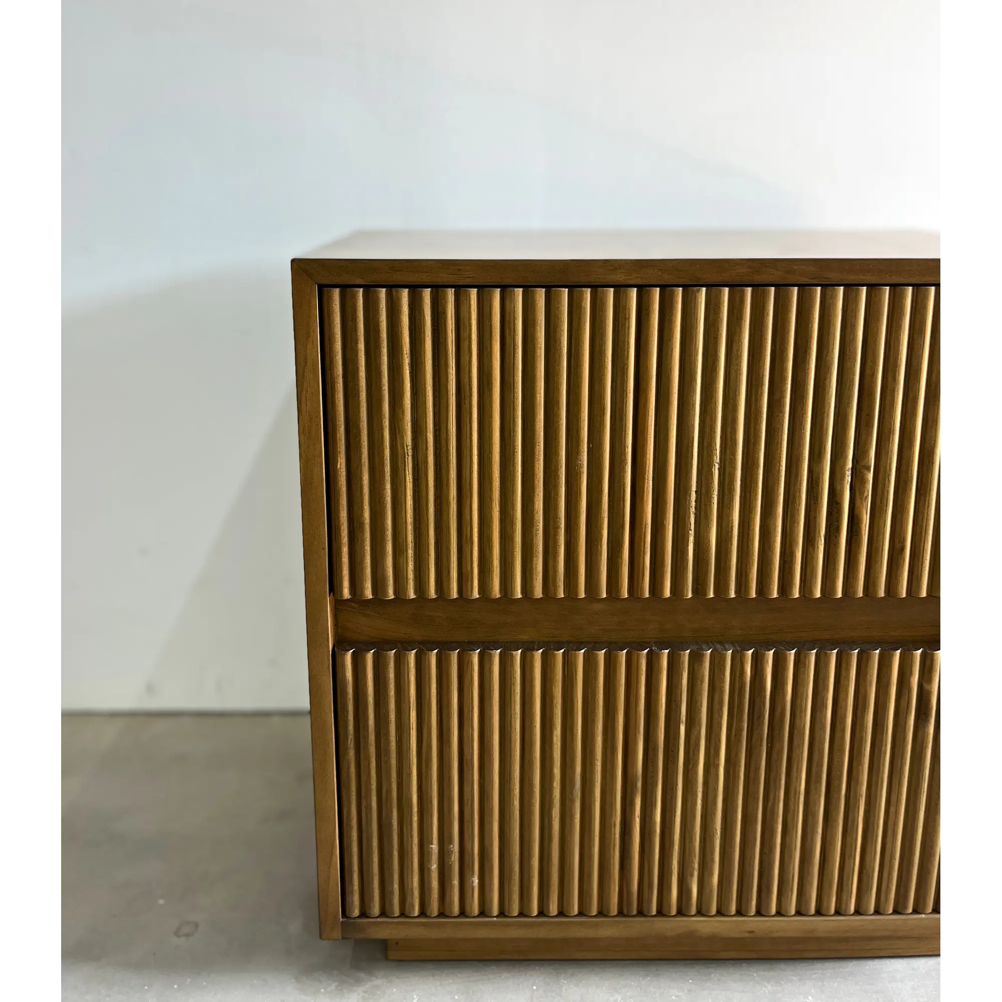 Velador de madera / Modelo Royal (opción colores)  6