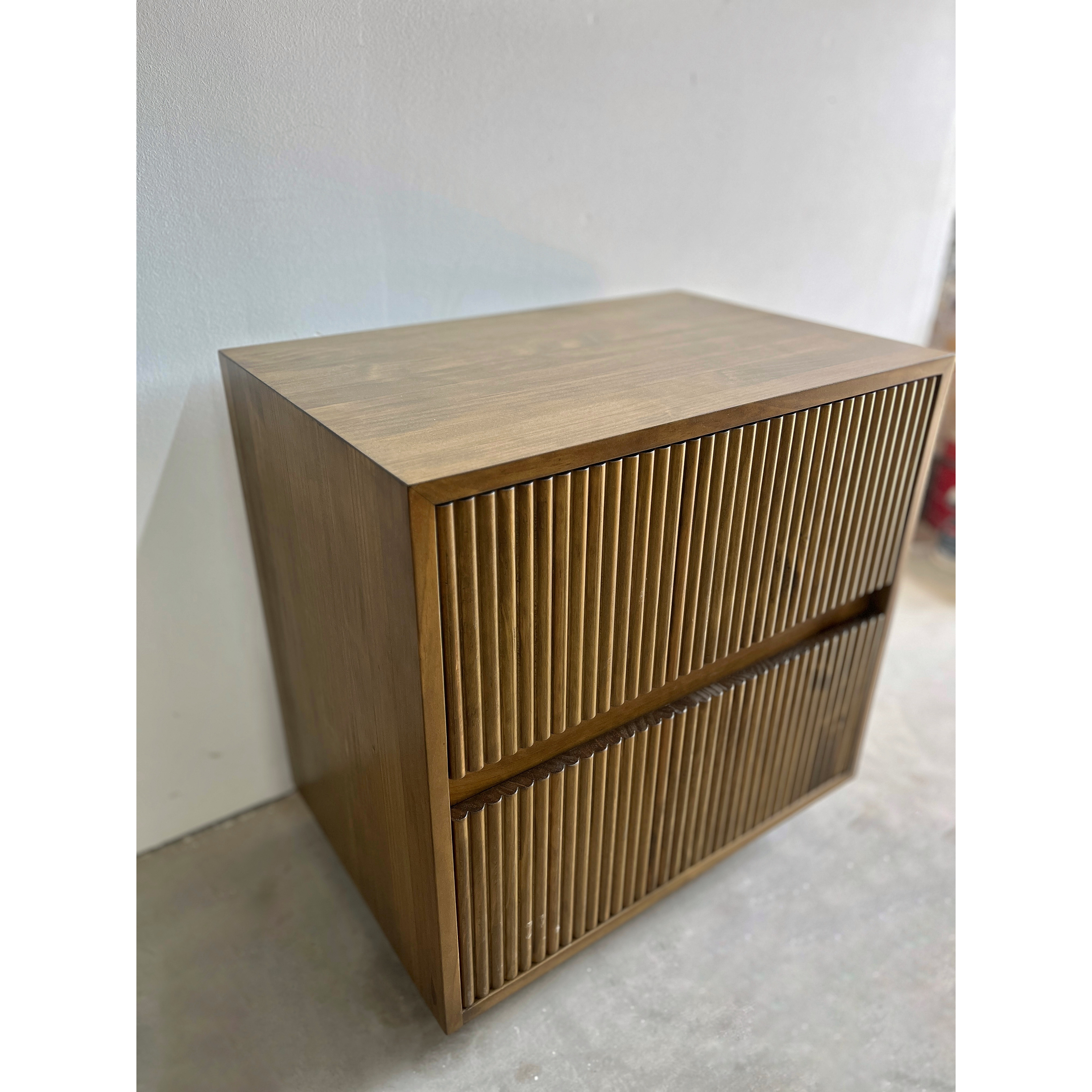 Velador de madera / Modelo Royal (opción colores)  4