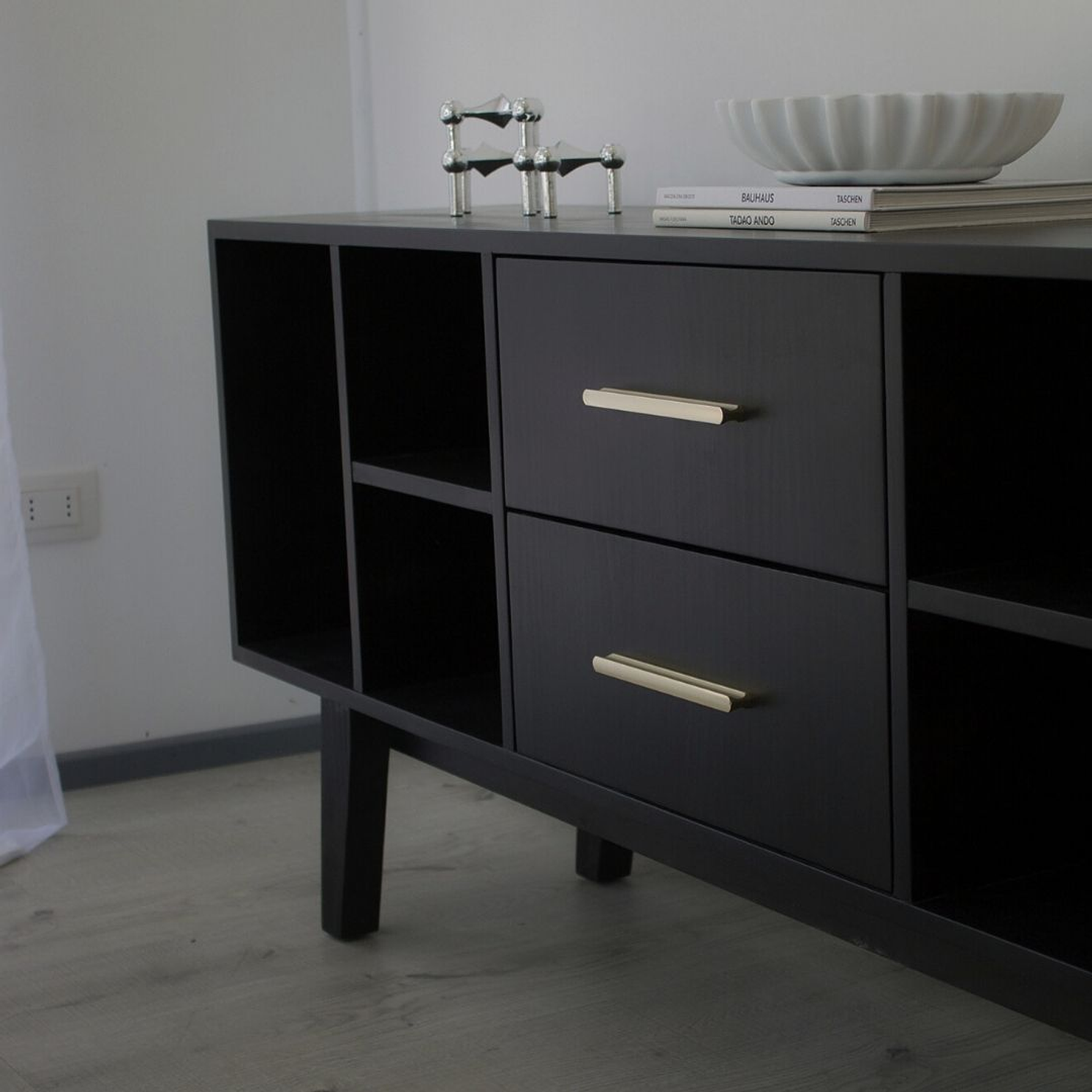 Rack vinilos / Hecho en madera maciza  2