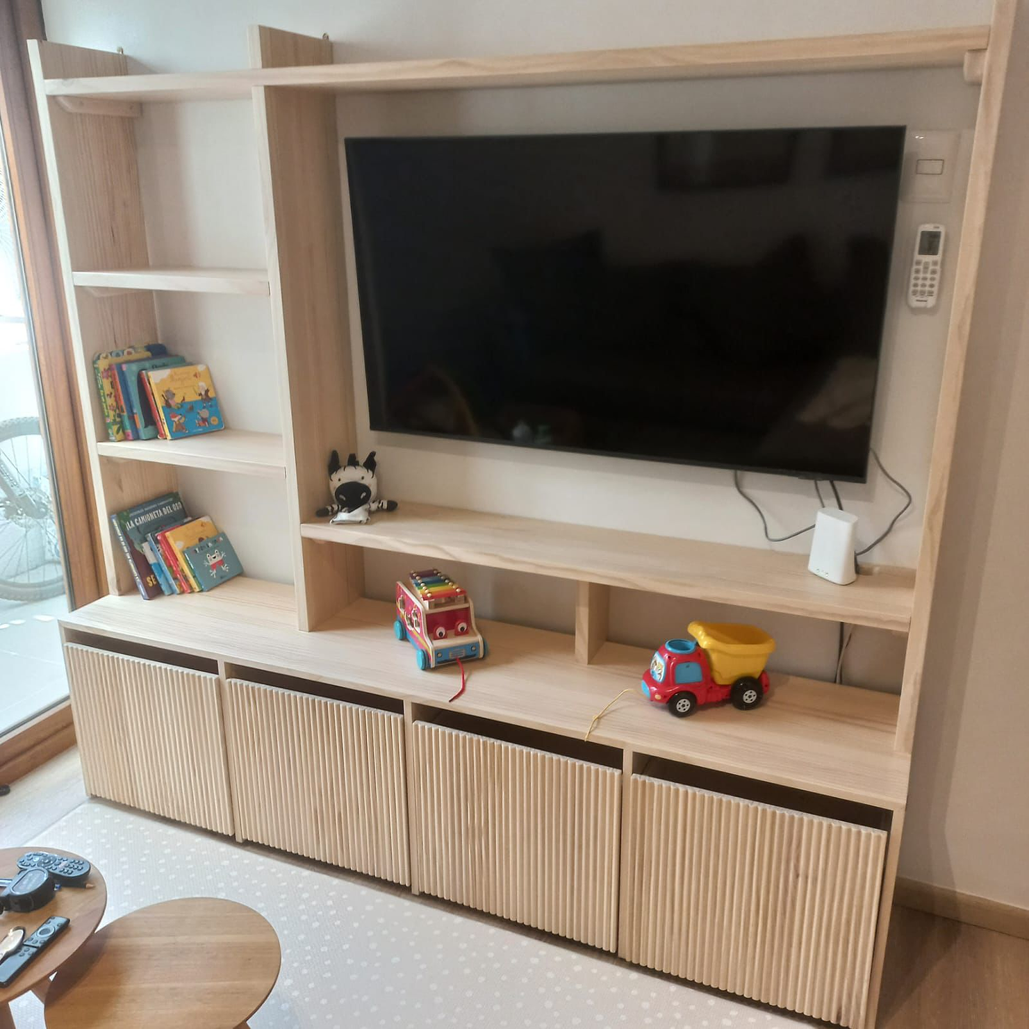 Proyecto rack personalizado madera blanqueada / 200x180x40 cm.  1