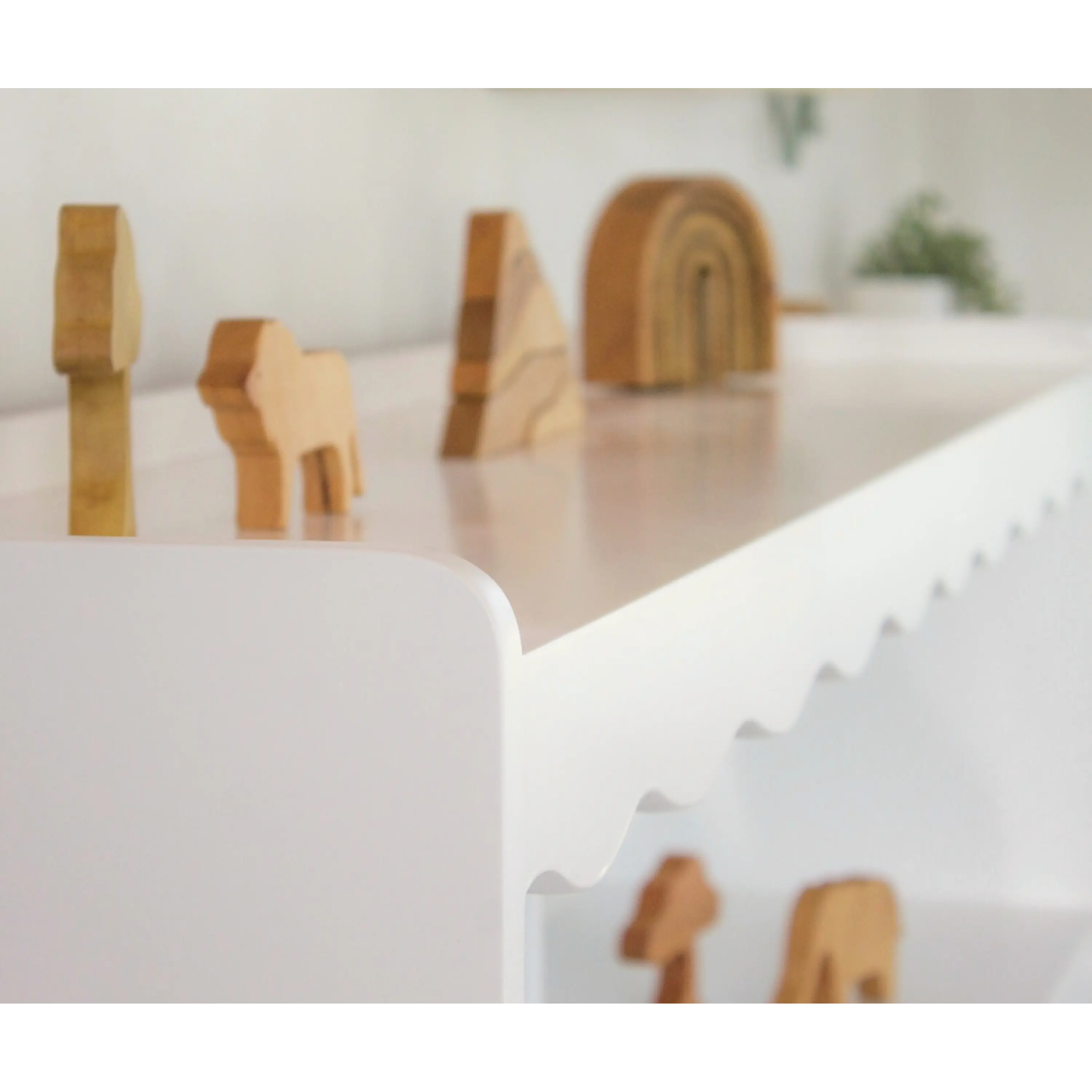 Mueble organizador infantil Waves de madera maciza  3