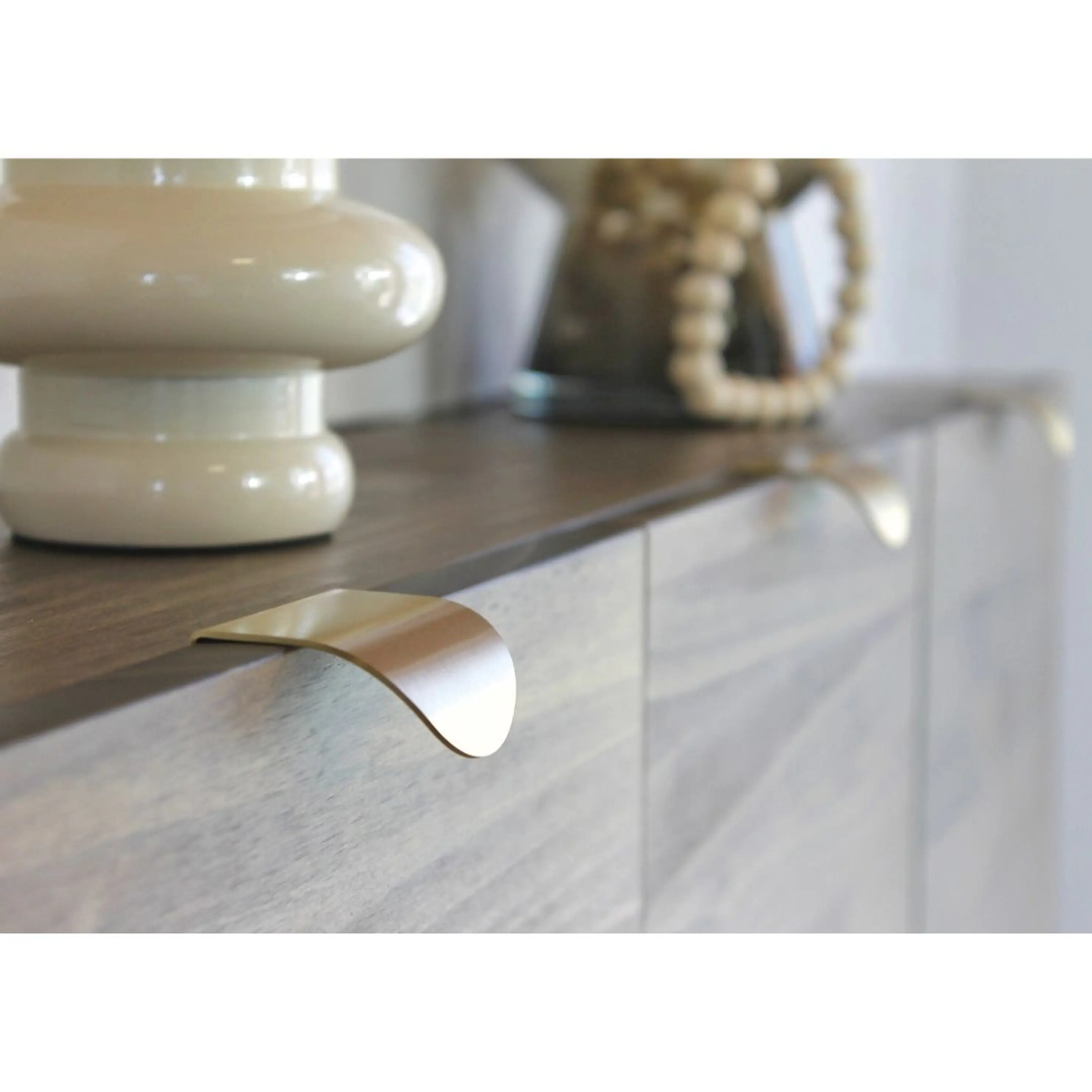 Tirador Wave gold / valor unitario  2