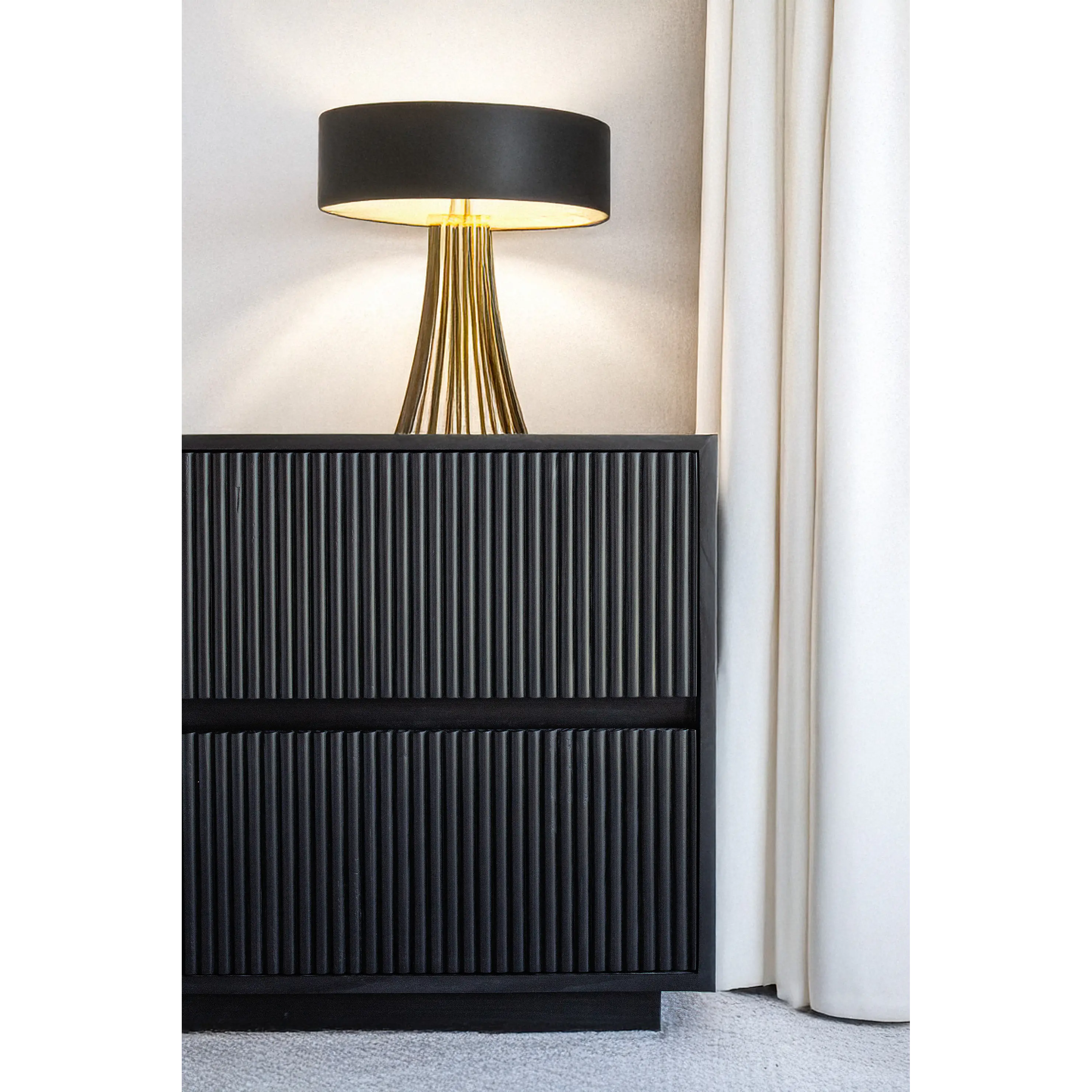 Velador de madera / Modelo Royal negro 50 cm. largo  2