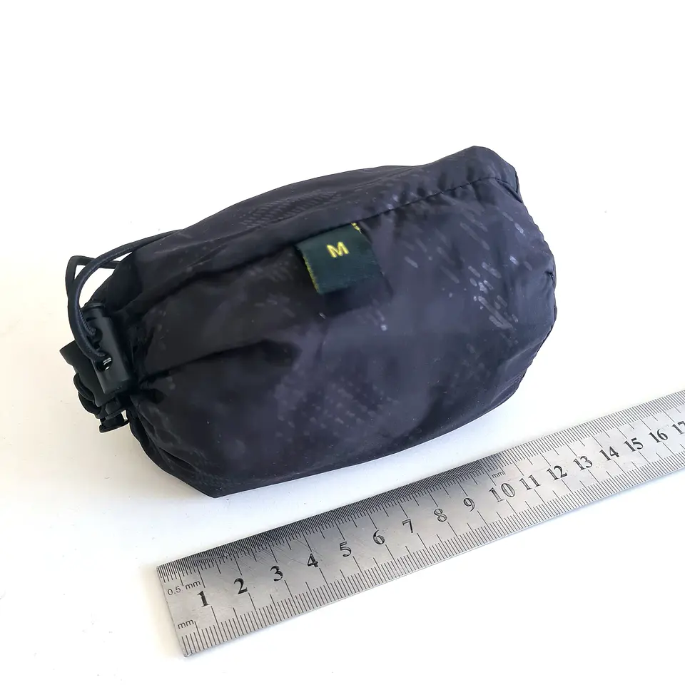 Chaqueta Cortaviento Negro Impermeable Con Gorro Unisex Lightseam 6