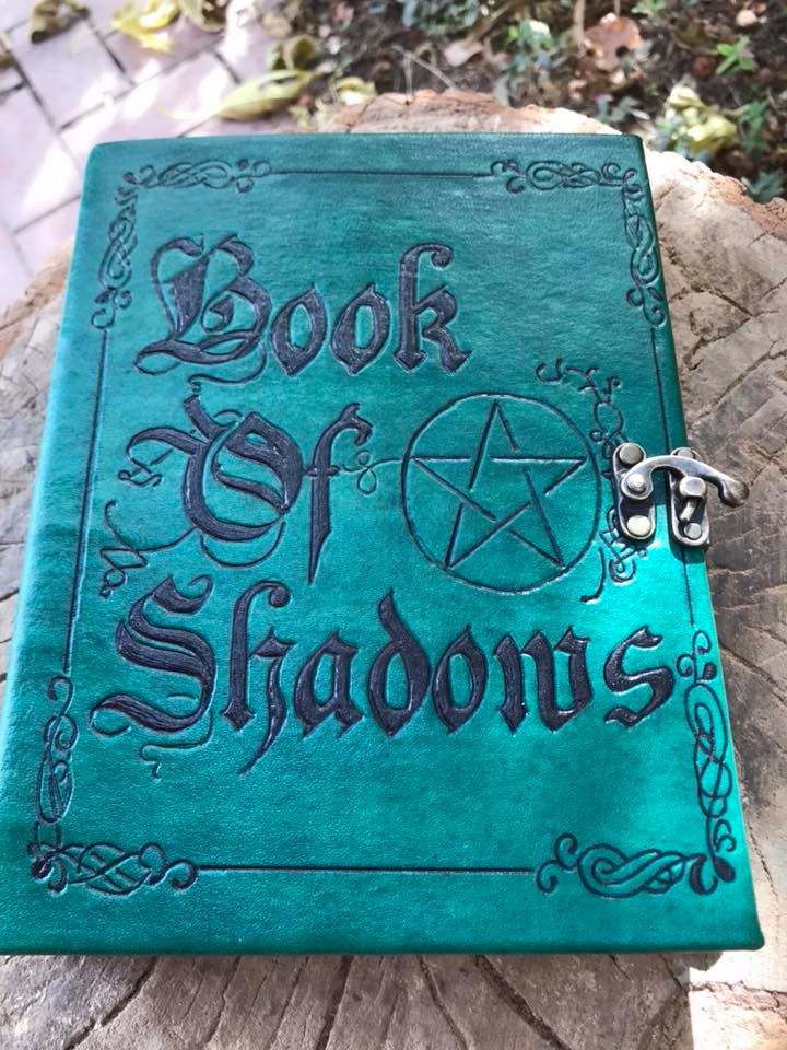 Libro de las Sombras