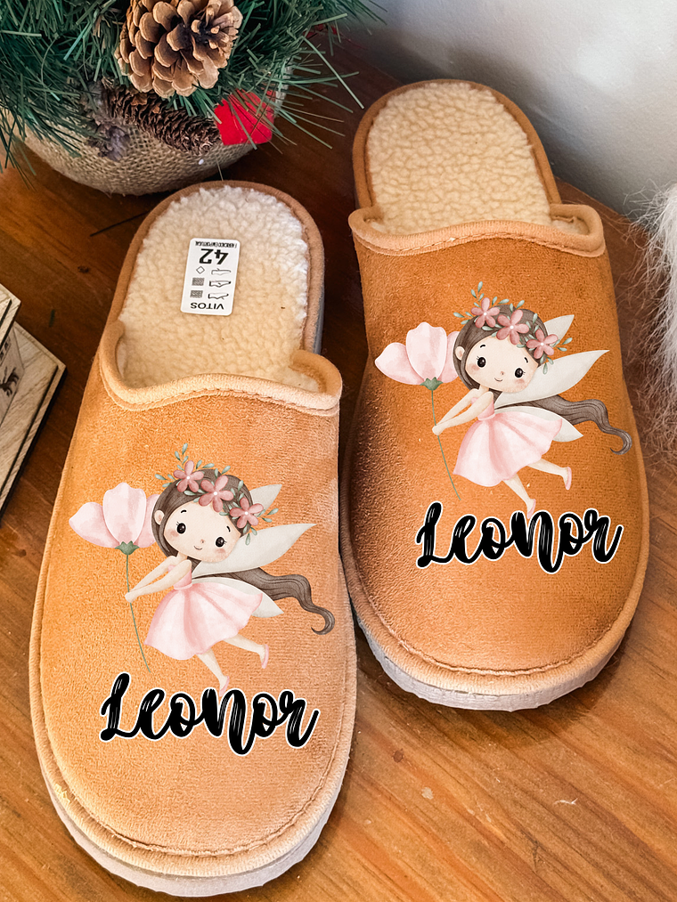 Chinelos Personalizados Fadinha Morena 1