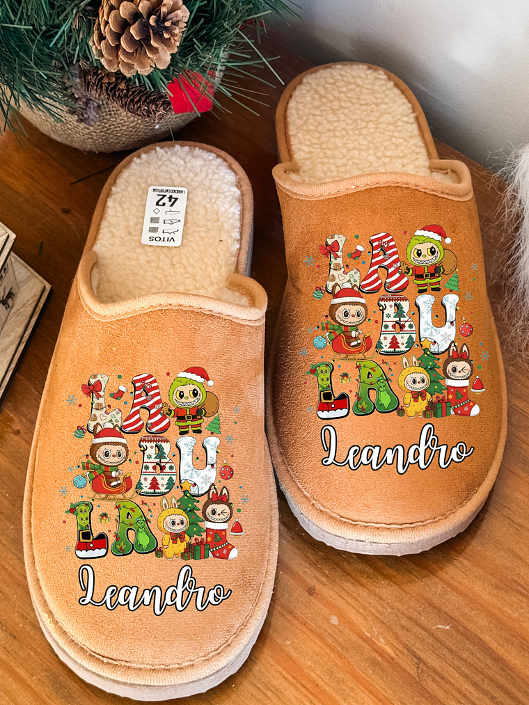 Chinelos Personalizados Nome + LABUBU NATAL 1
