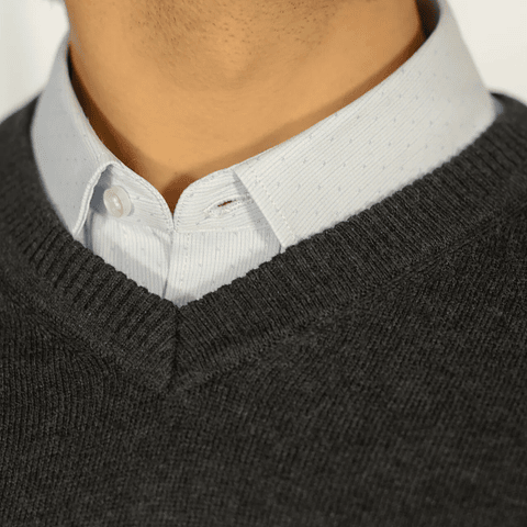 Sweater Cuello V Clásico Marengo