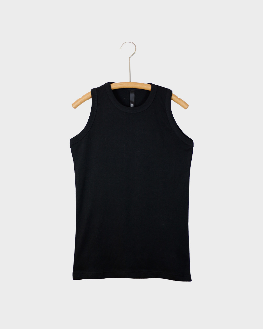 TANK TOP TOM NEGRO 1