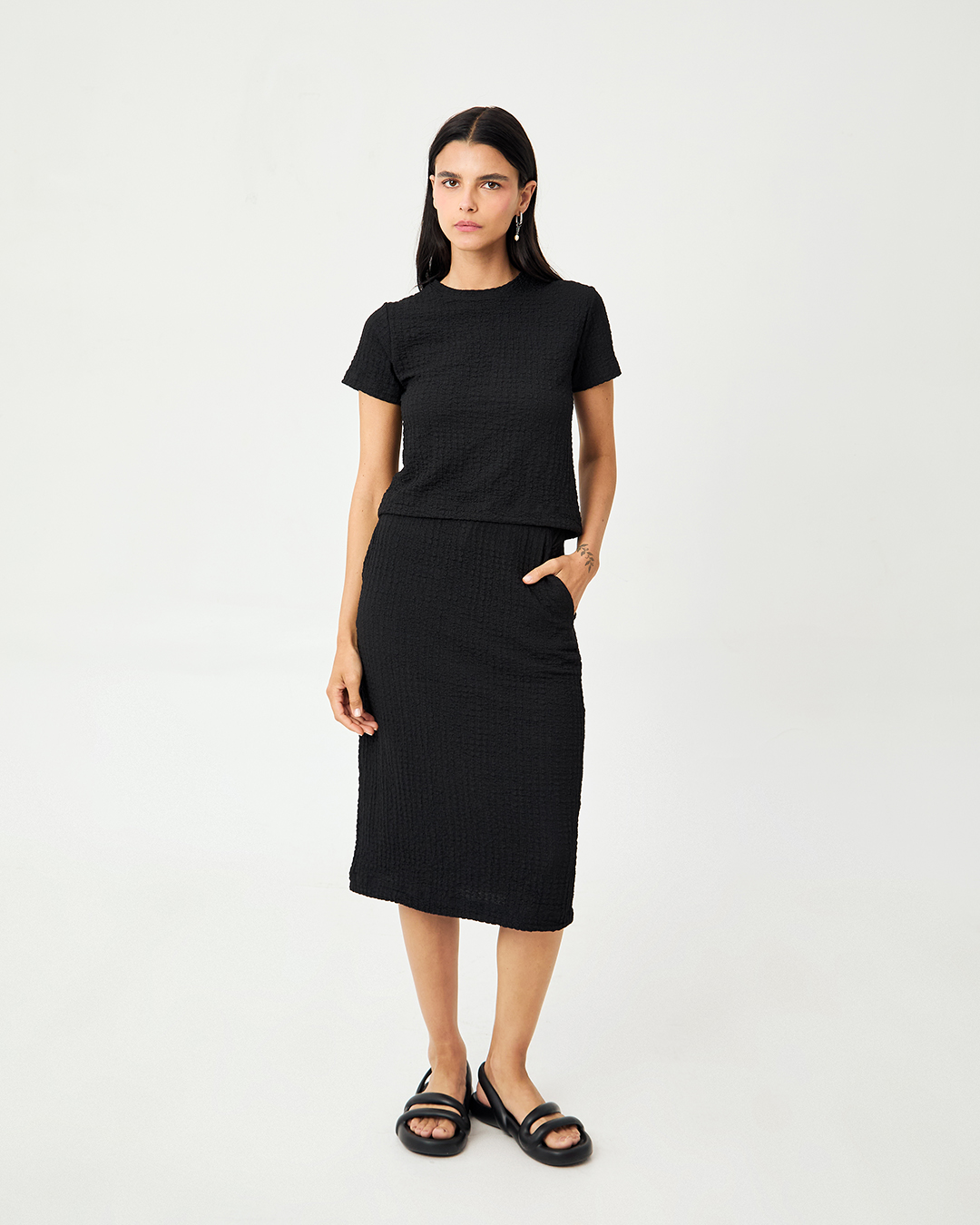 FALDA JUNE MIDI NEGRO 1