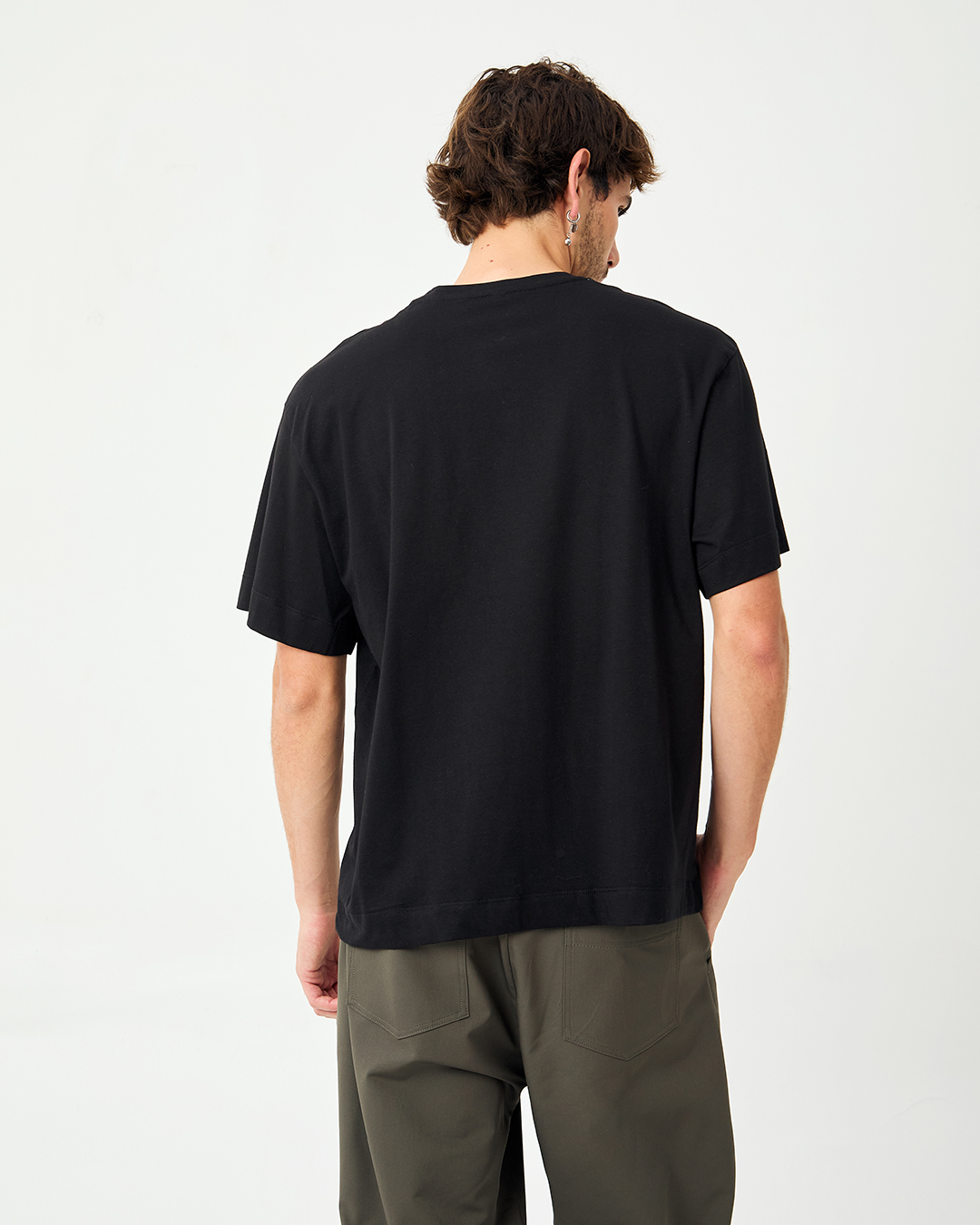 POLERA ATIQ NEGRO 5