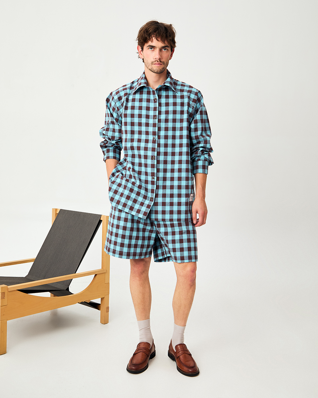 CAMISA RAGLAN CUADERNO BOLD MOCA  3