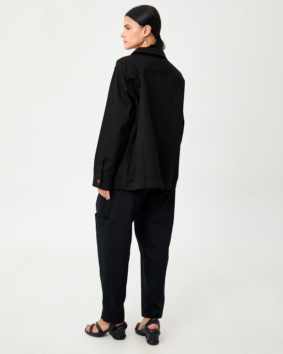 CHAQUETA RUMI UTILITARIA NEGRA  9