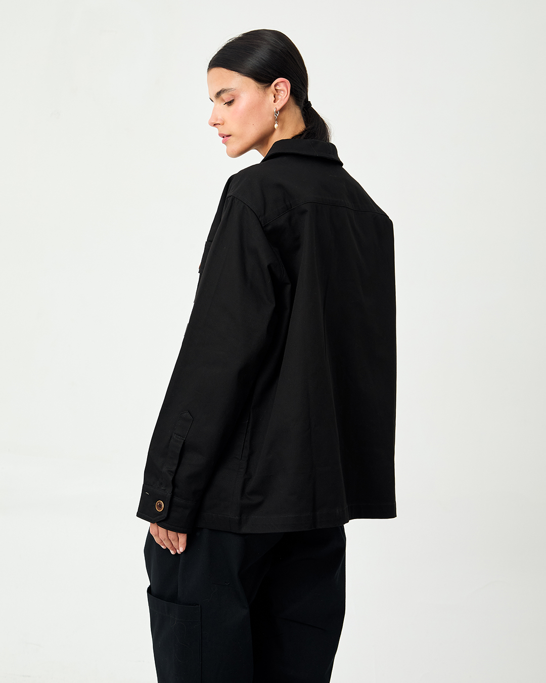 CHAQUETA RUMI UTILITARIA NEGRA  10