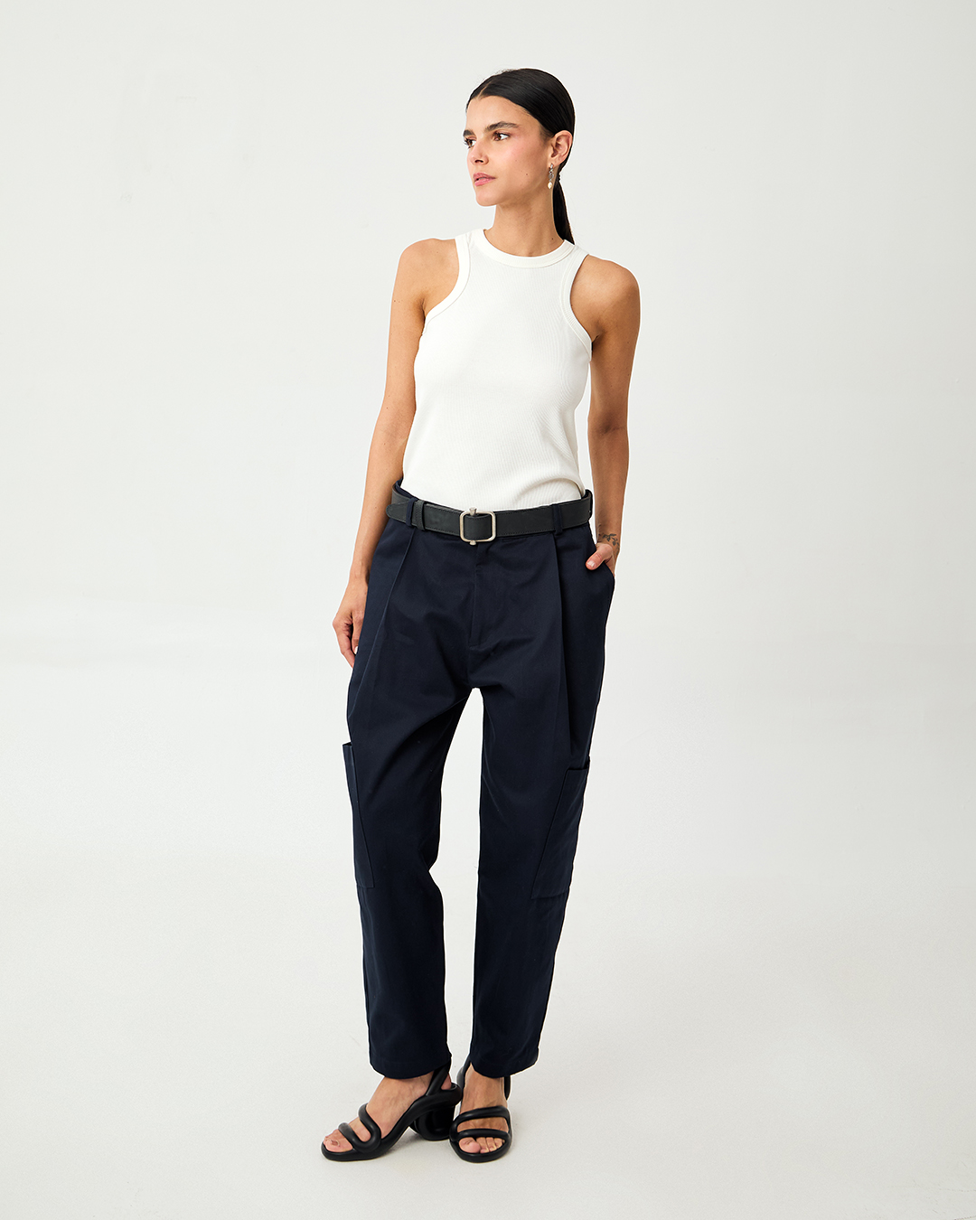 PANTALON RUMI UTILITARIO MARINO 4