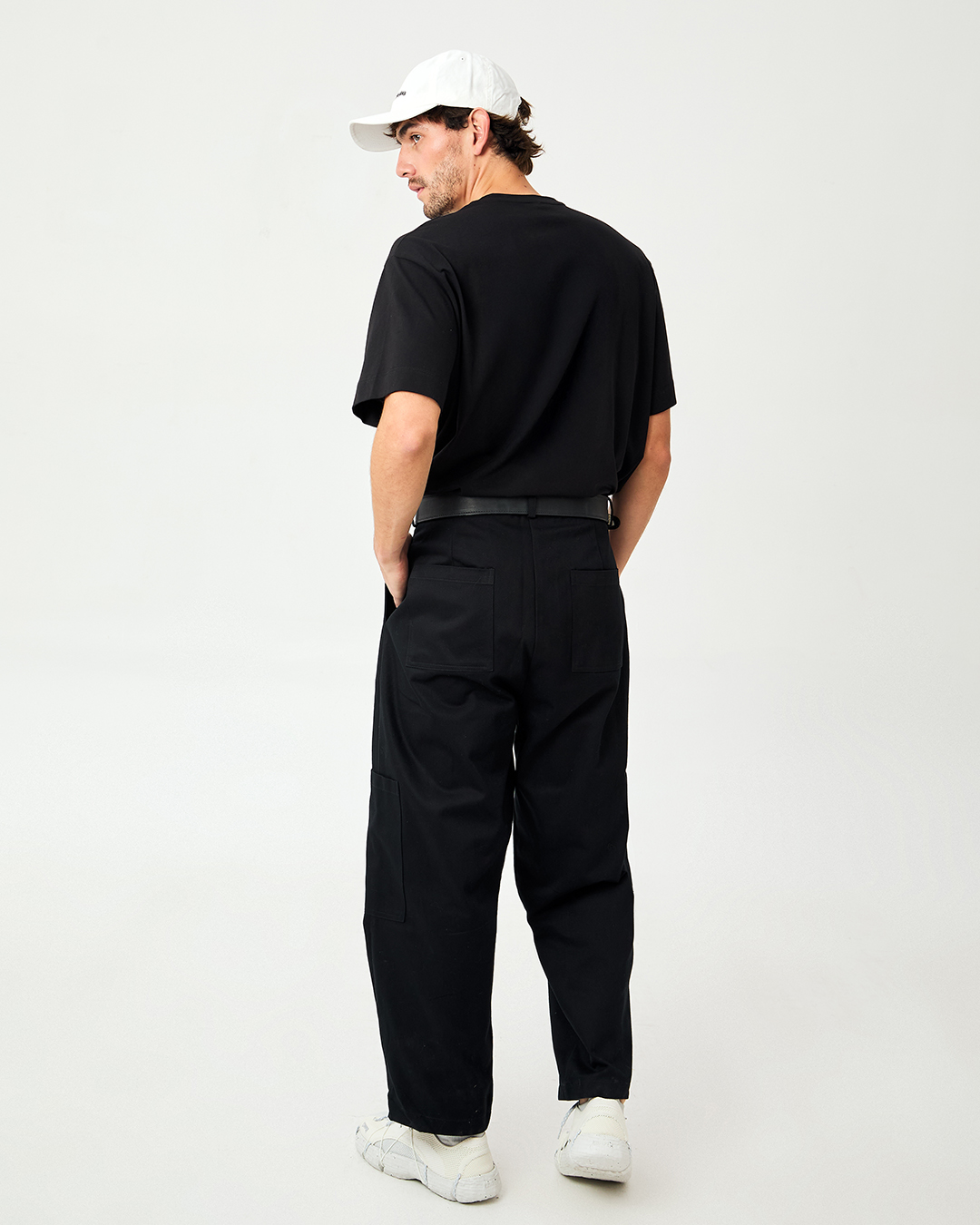 PANTALON RUMI UTILITARIO NEGRO 7
