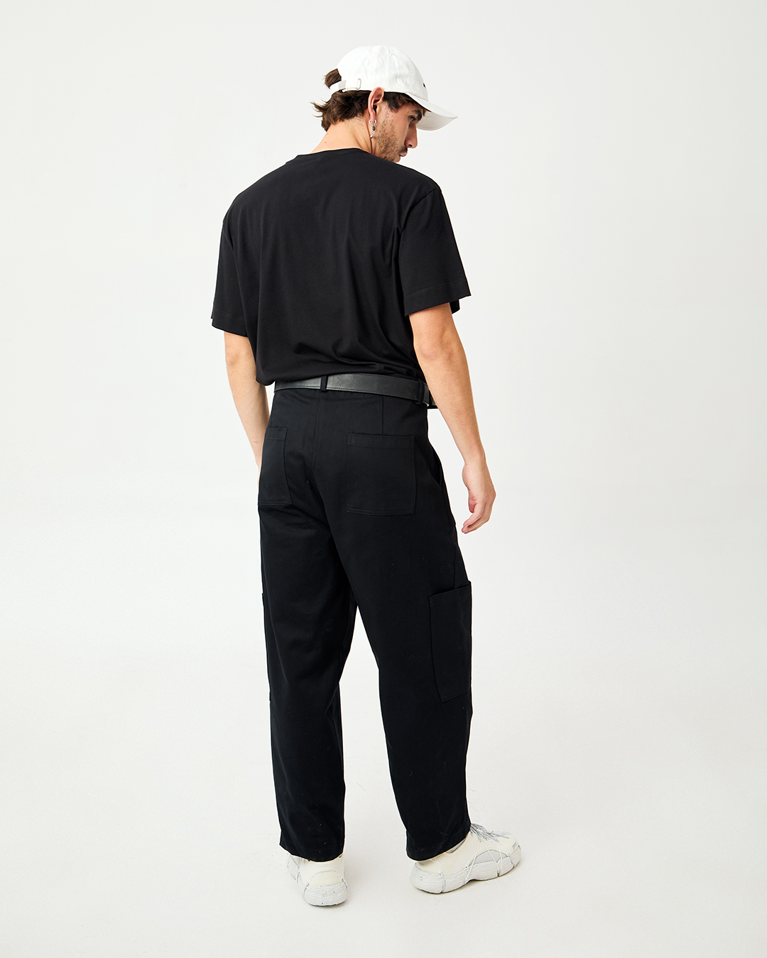 PANTALON RUMI UTILITARIO NEGRO 3