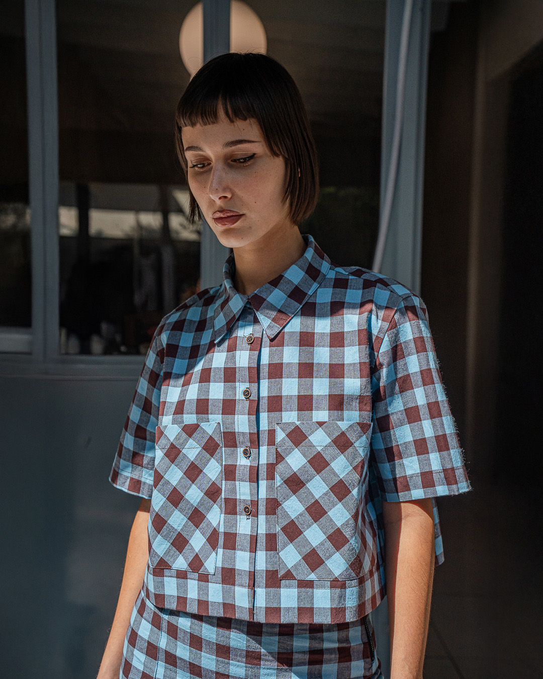 CAMISA WAY CROP CUADERNO BOLD MOCA 3