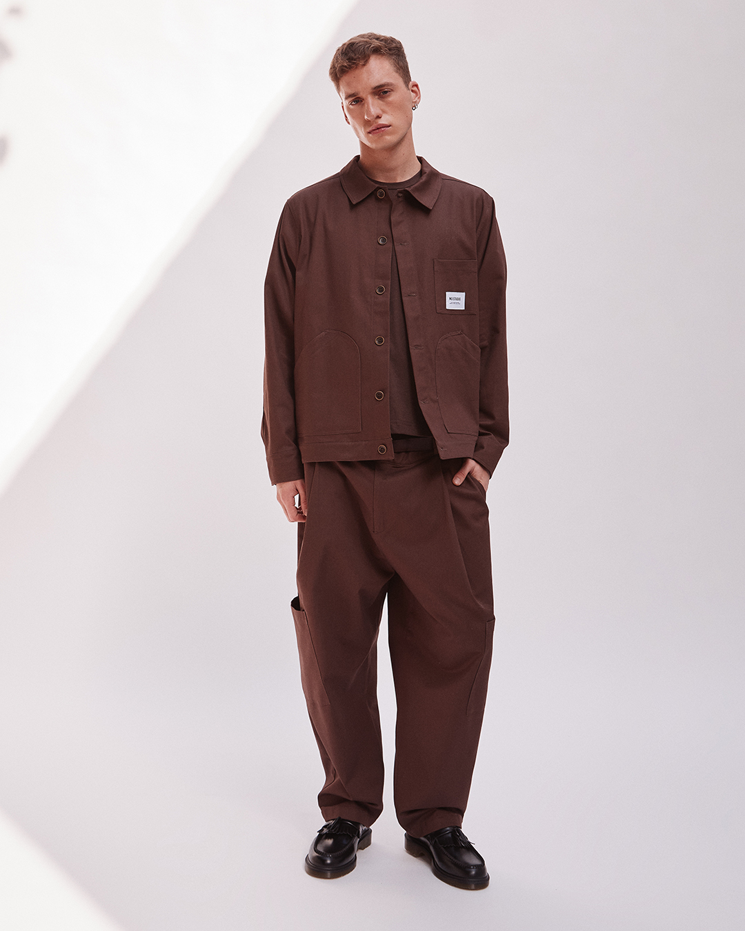 PANTALON RUMI UTILITARIO MOCA 1